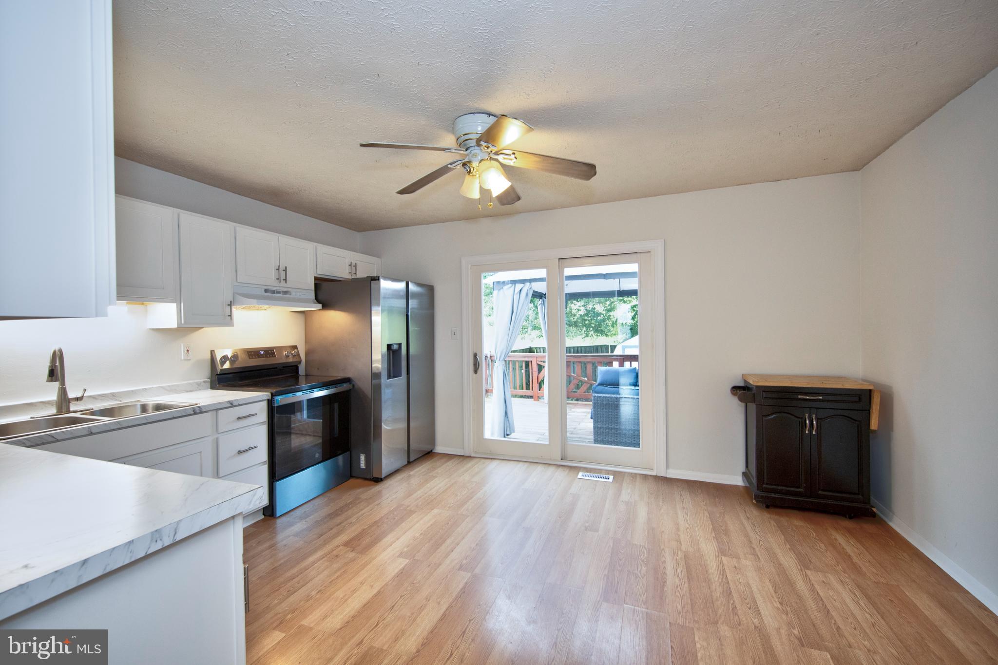 WOODBRIDGE CENTER - Residential