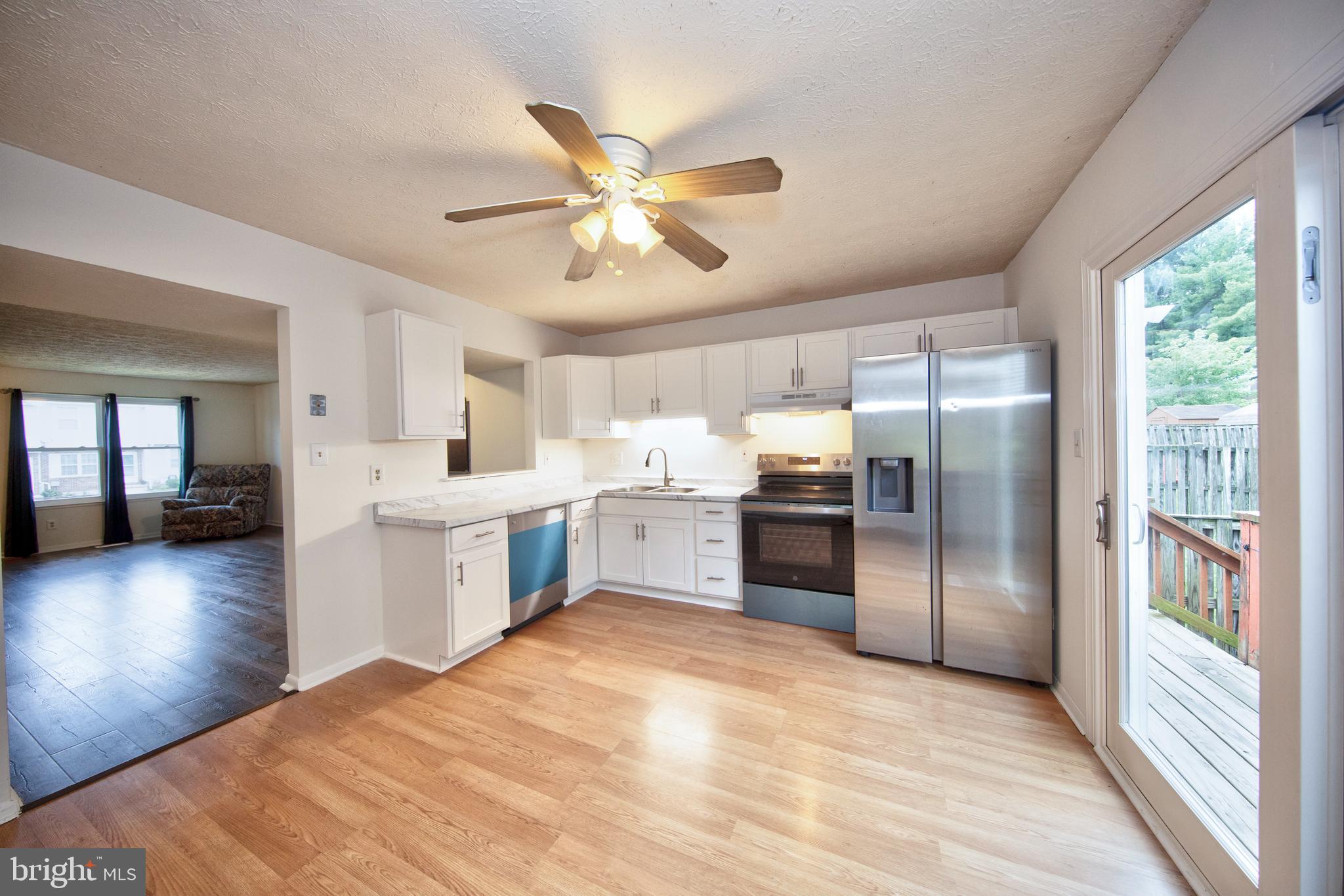 WOODBRIDGE CENTER - Residential