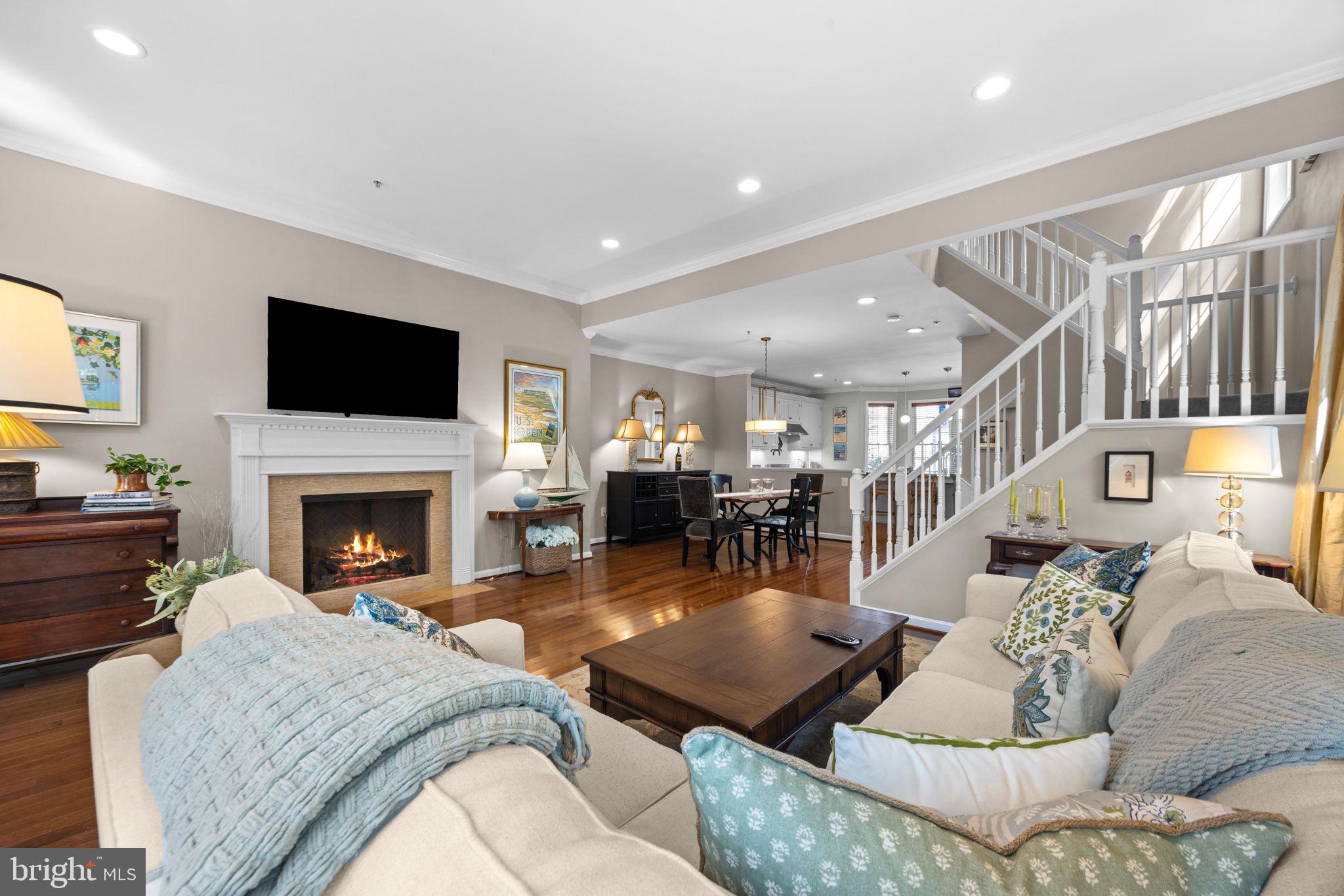 ST ANDREWS CONDOMINIUMS AT BAY HILLS - Residential