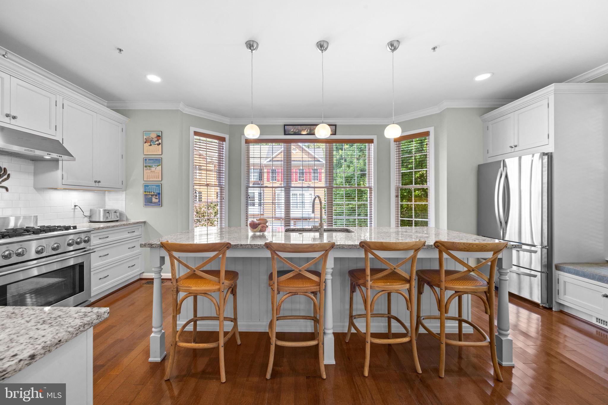 ST ANDREWS CONDOMINIUMS AT BAY HILLS - Residential
