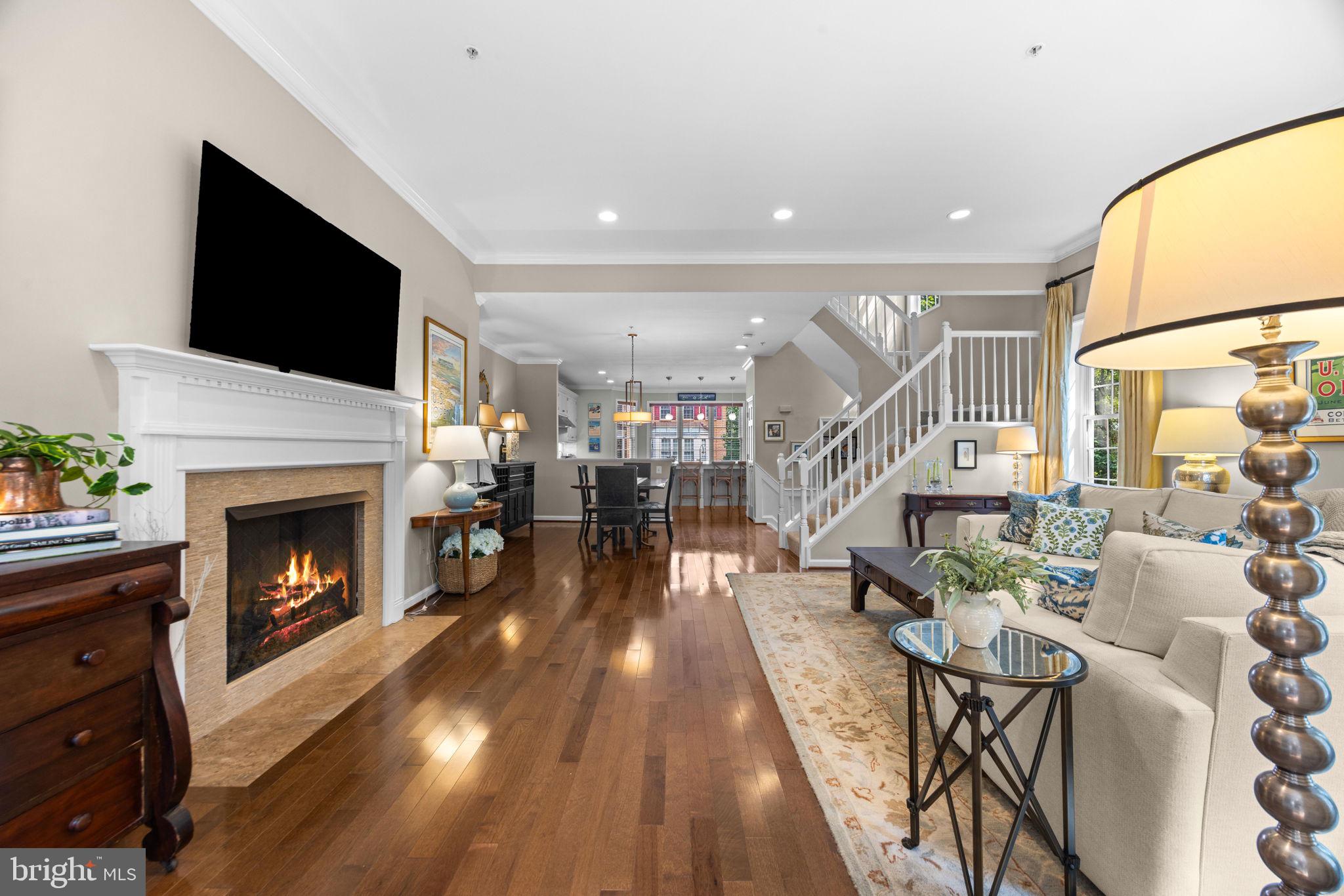 ST ANDREWS CONDOMINIUMS AT BAY HILLS - Residential