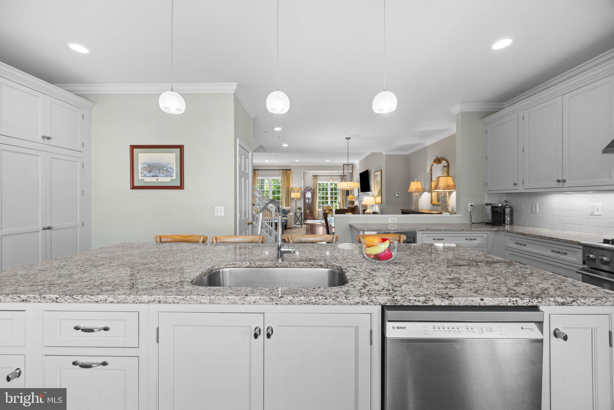 ST ANDREWS CONDOMINIUMS AT BAY HILLS - Residential