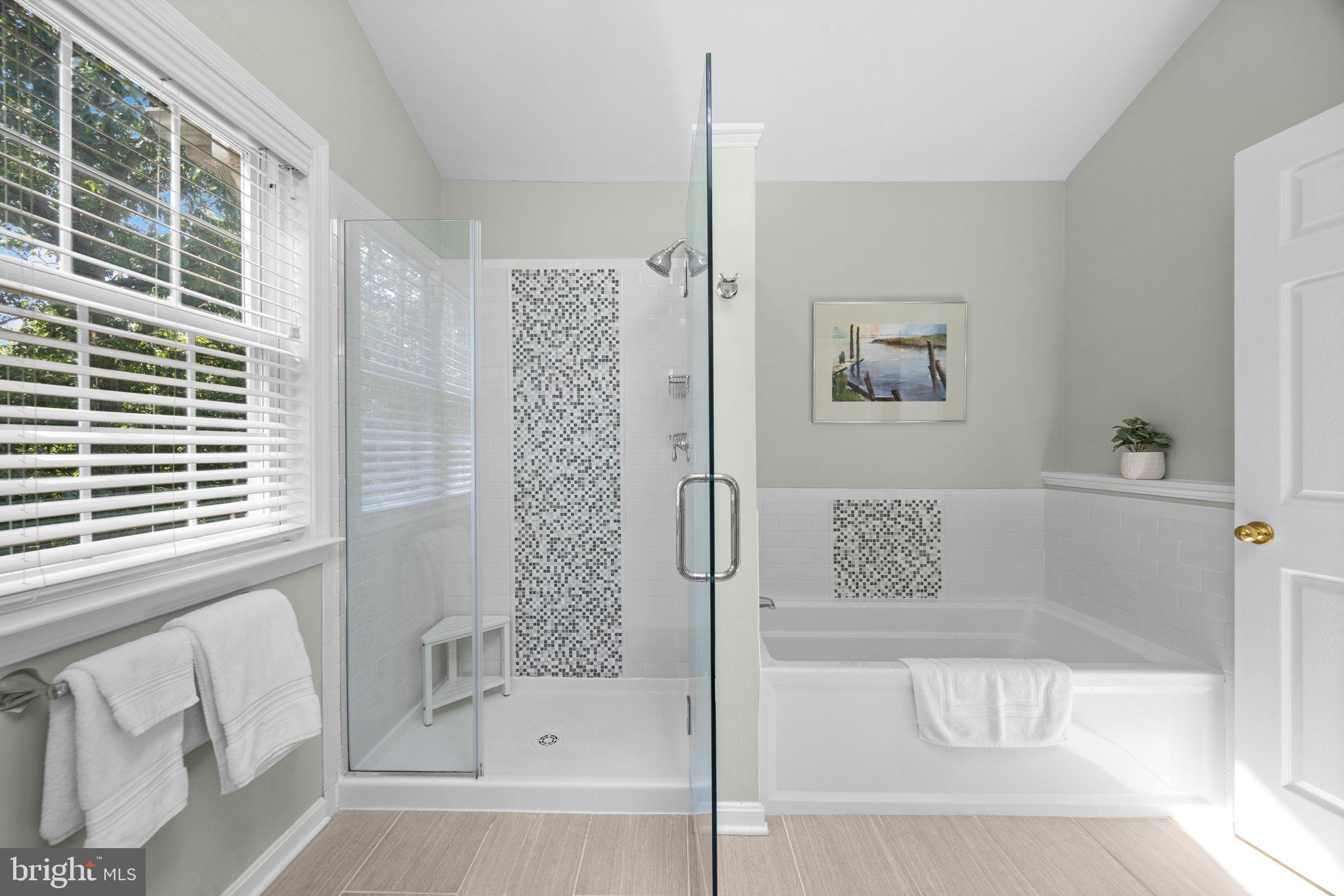 ST ANDREWS CONDOMINIUMS AT BAY HILLS - Residential