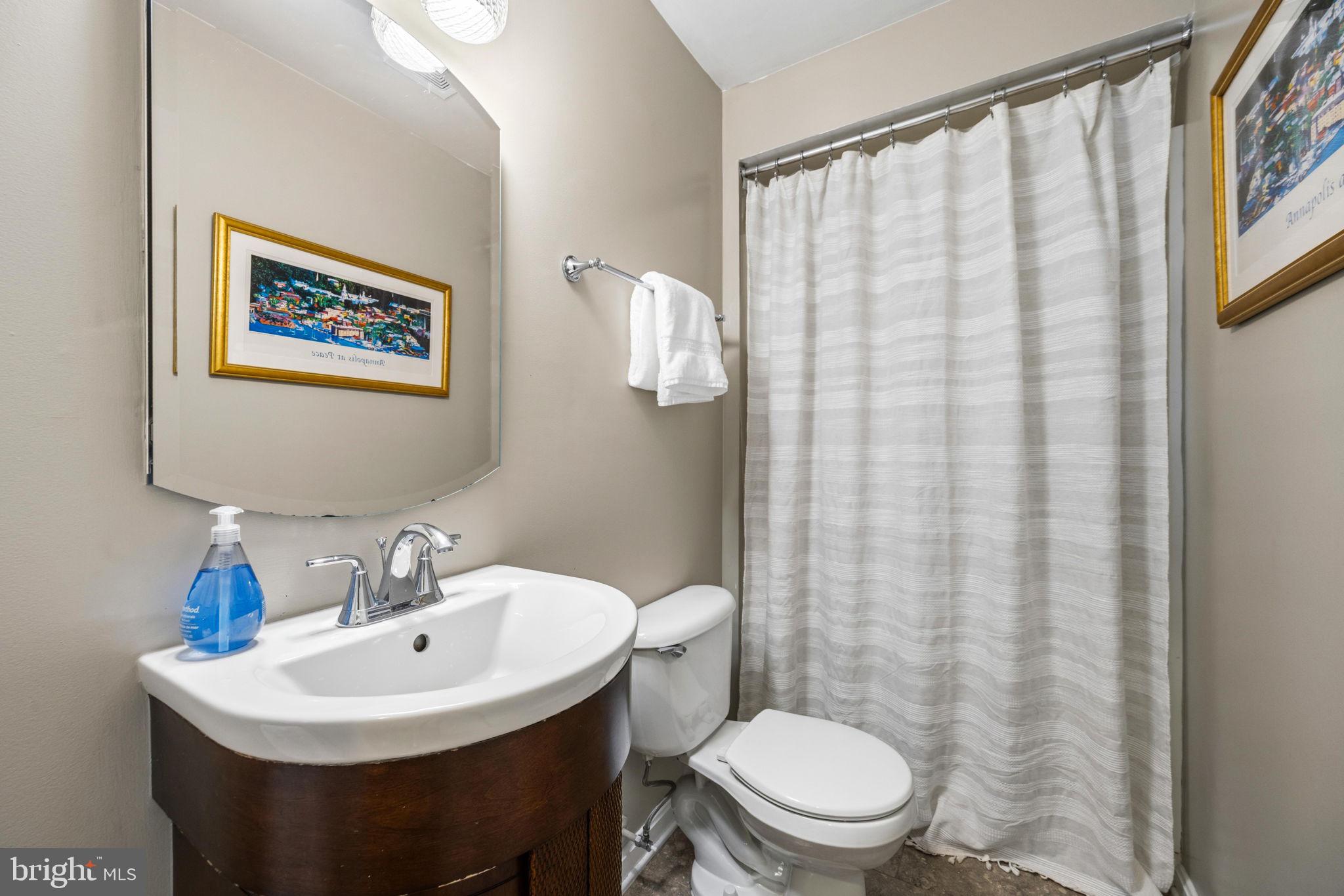 ST ANDREWS CONDOMINIUMS AT BAY HILLS - Residential