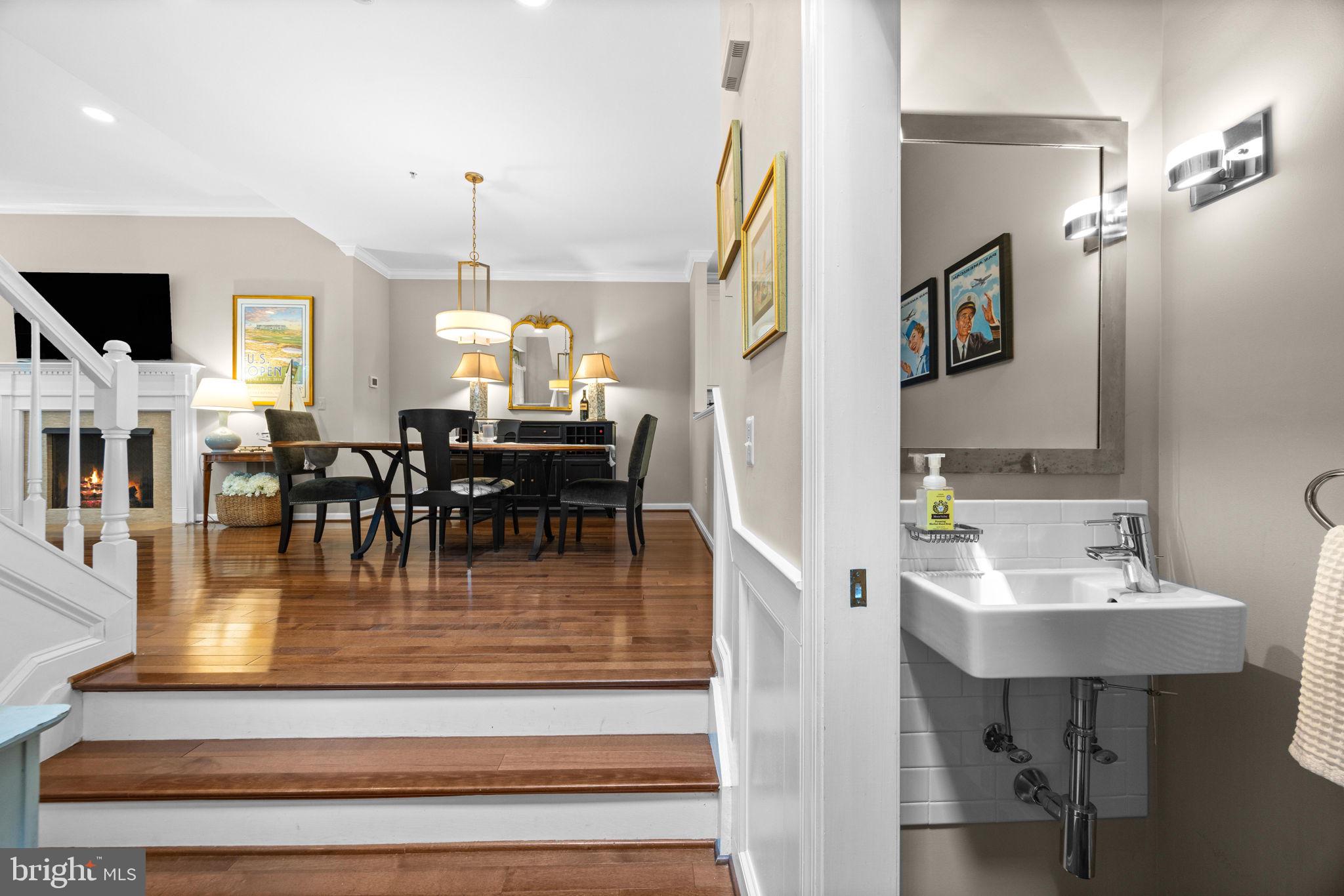 ST ANDREWS CONDOMINIUMS AT BAY HILLS - Residential