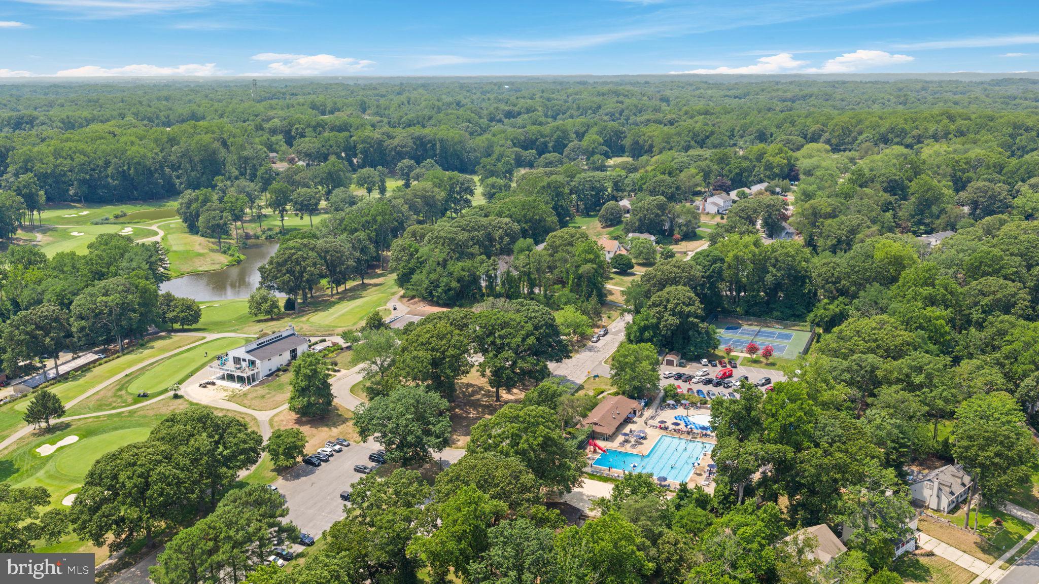 ST ANDREWS CONDOMINIUMS AT BAY HILLS - Residential