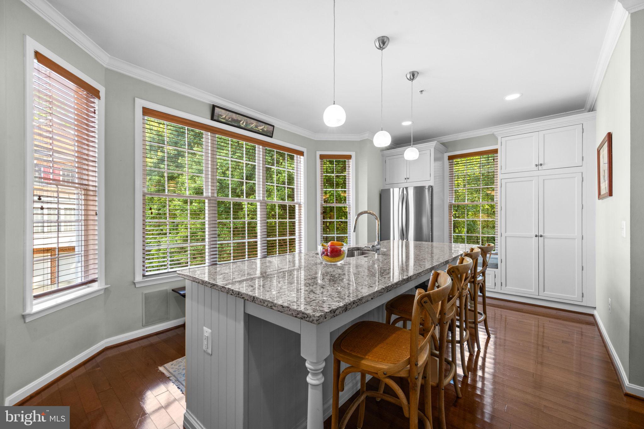 ST ANDREWS CONDOMINIUMS AT BAY HILLS - Residential