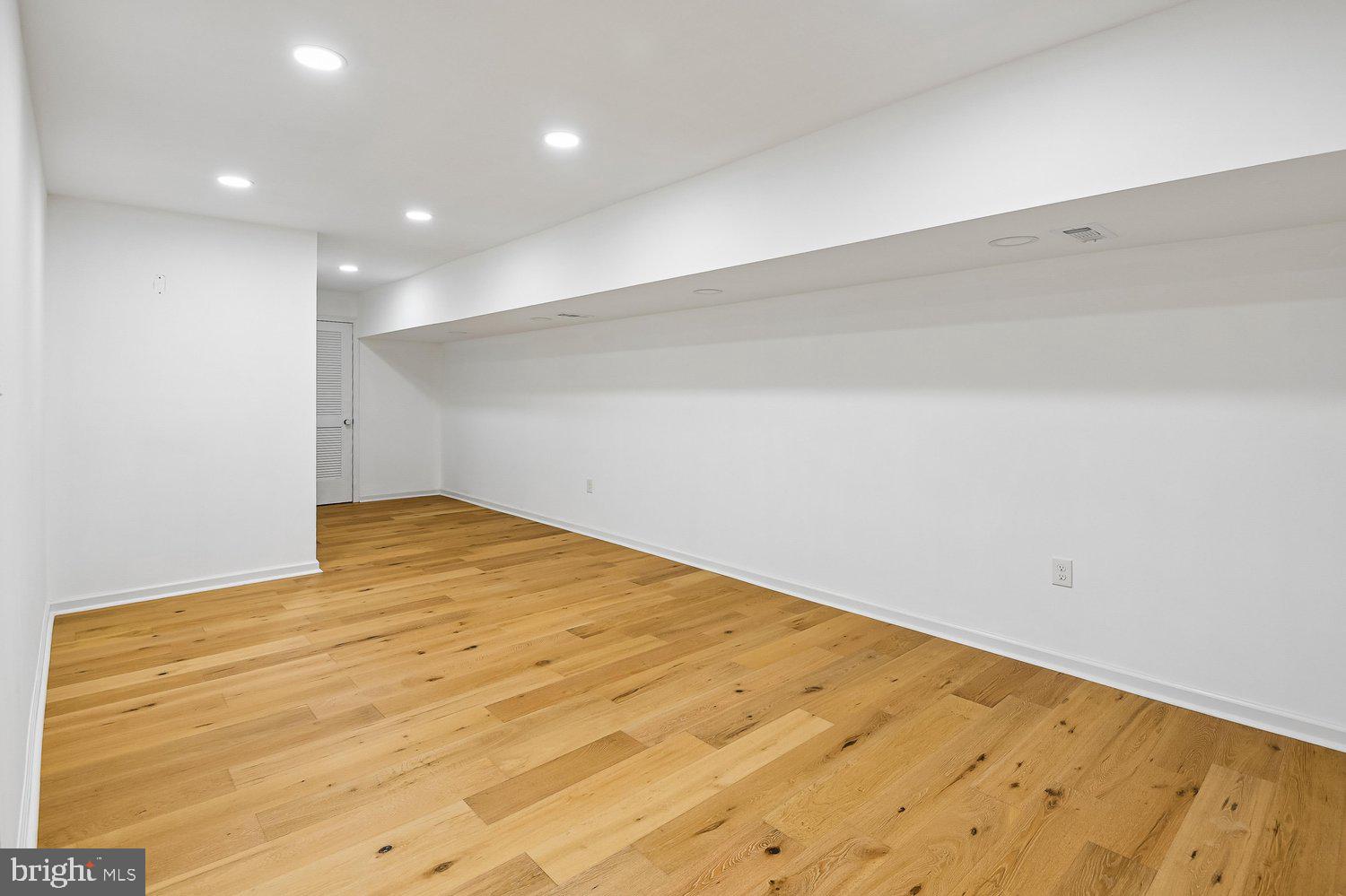 FAIRLAND ACRES - Residential