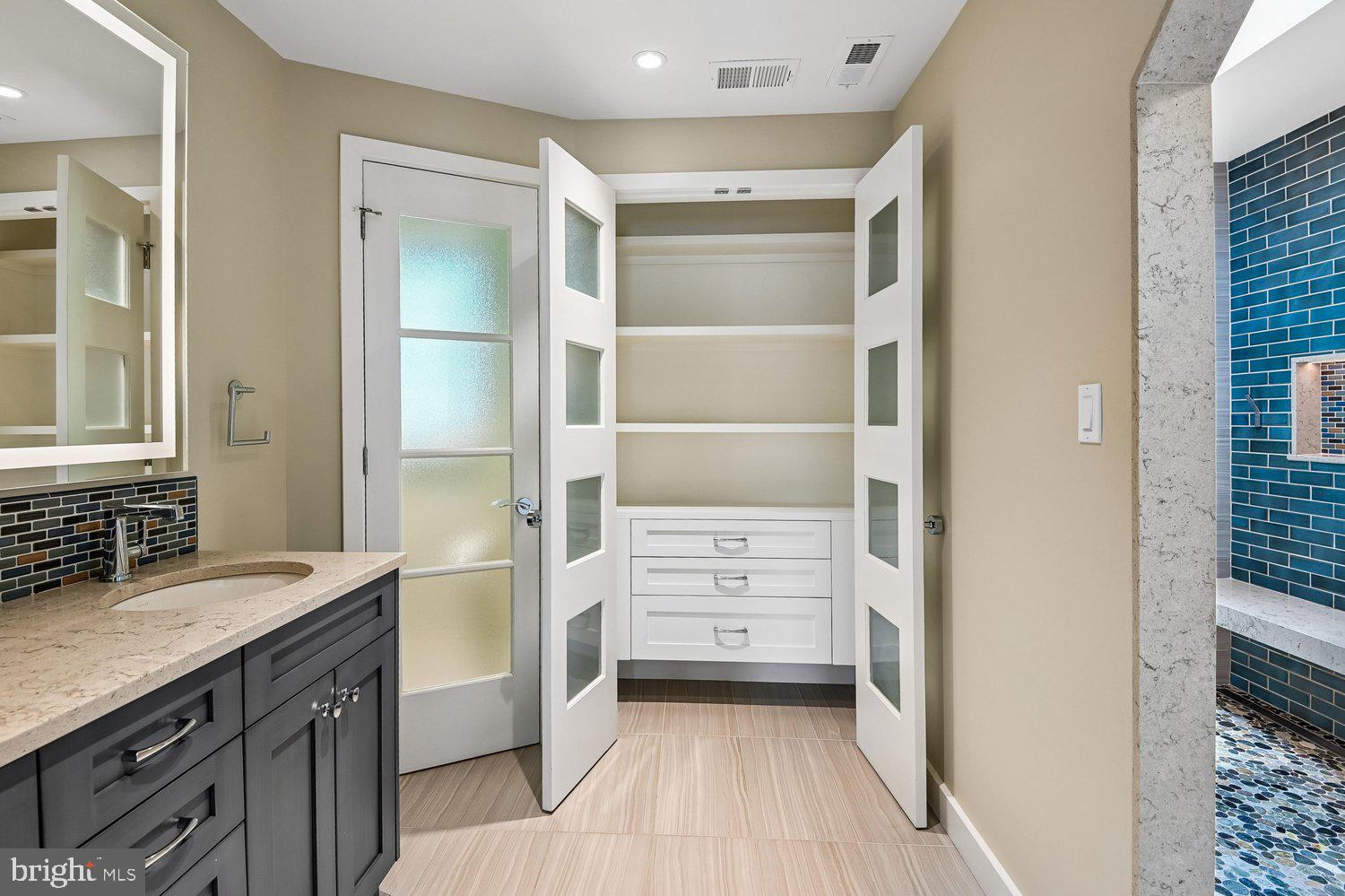 FAIRLAND ACRES - Residential