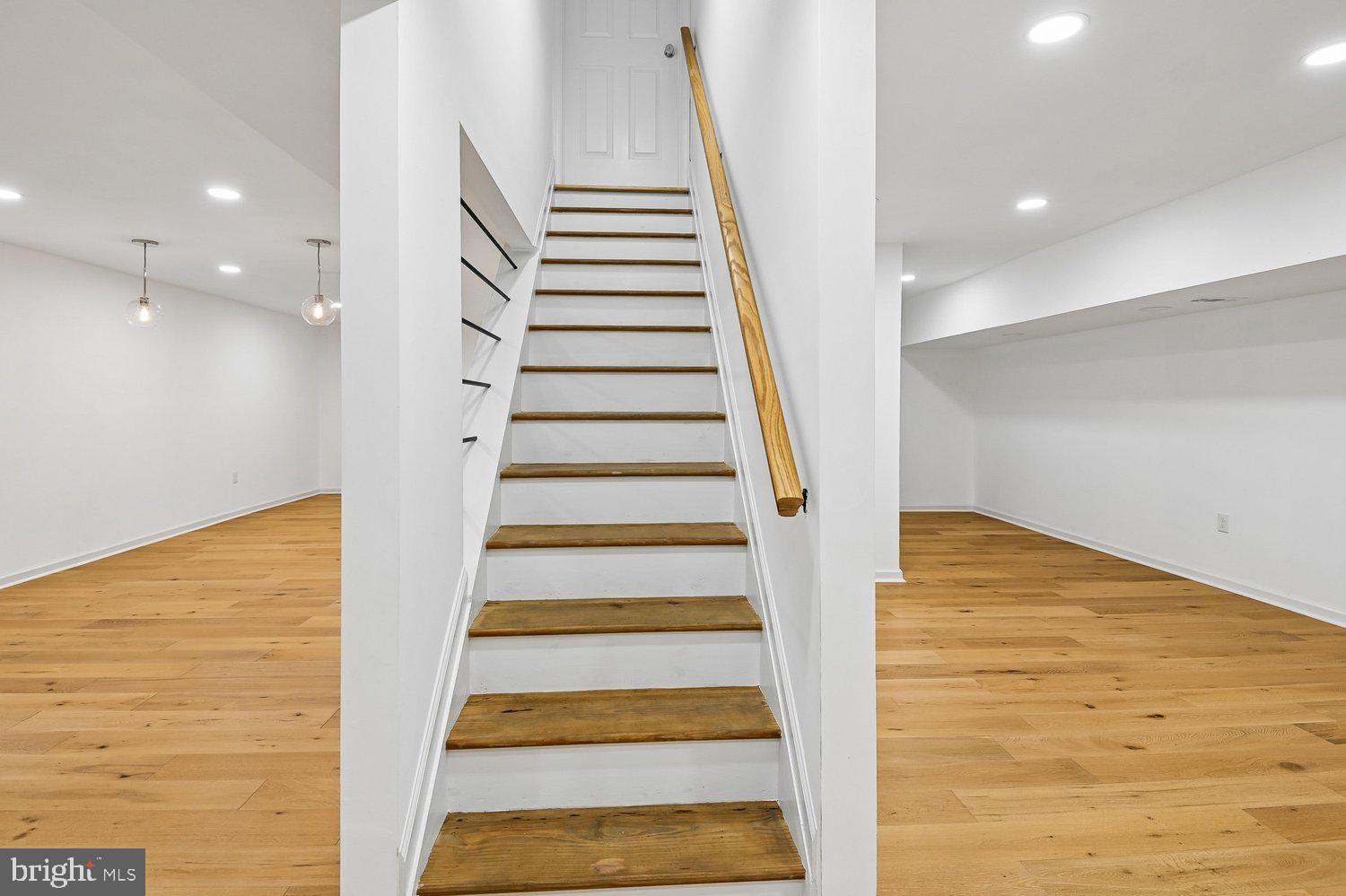FAIRLAND ACRES - Residential