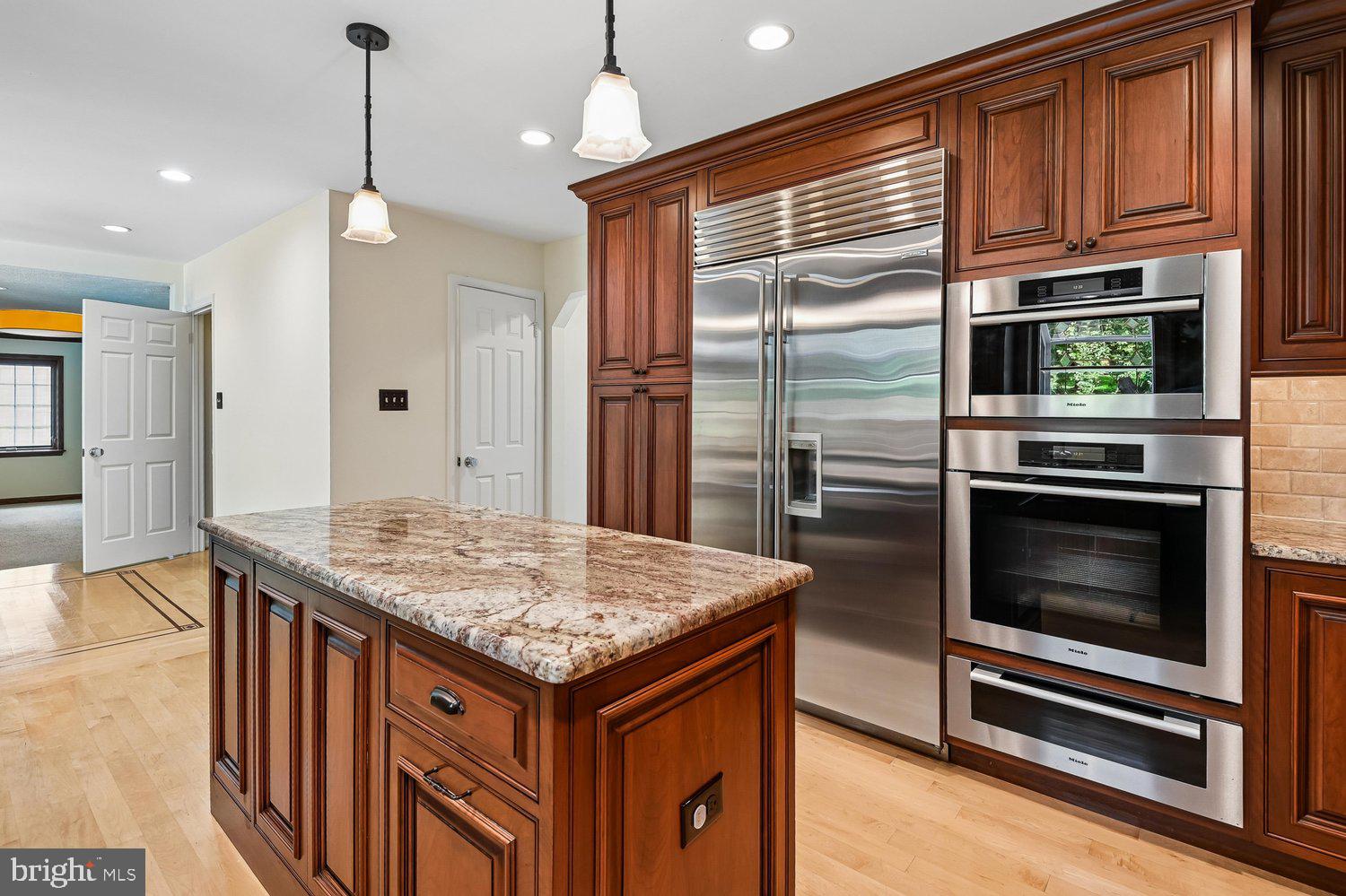 FAIRLAND ACRES - Residential