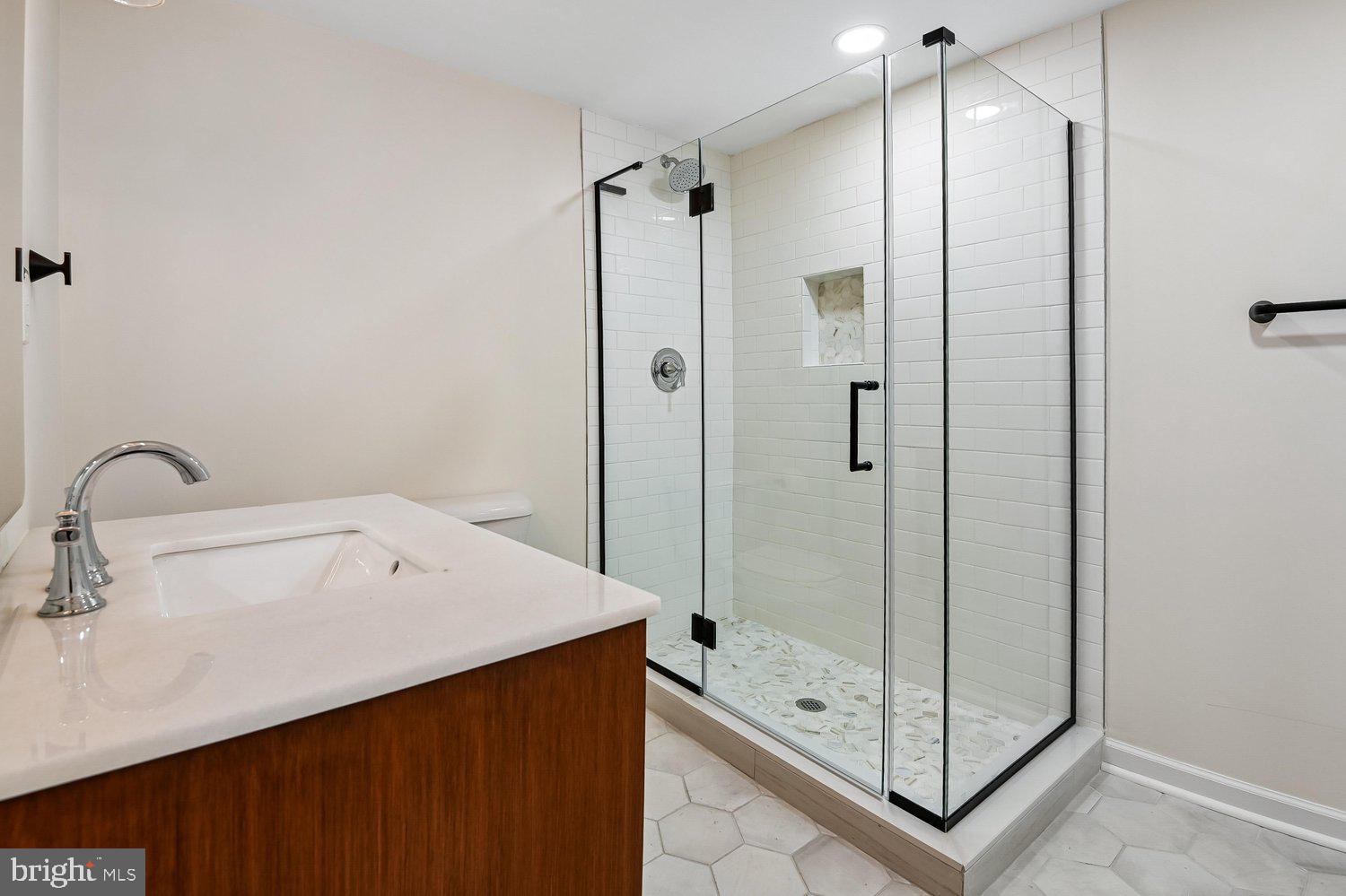 FAIRLAND ACRES - Residential