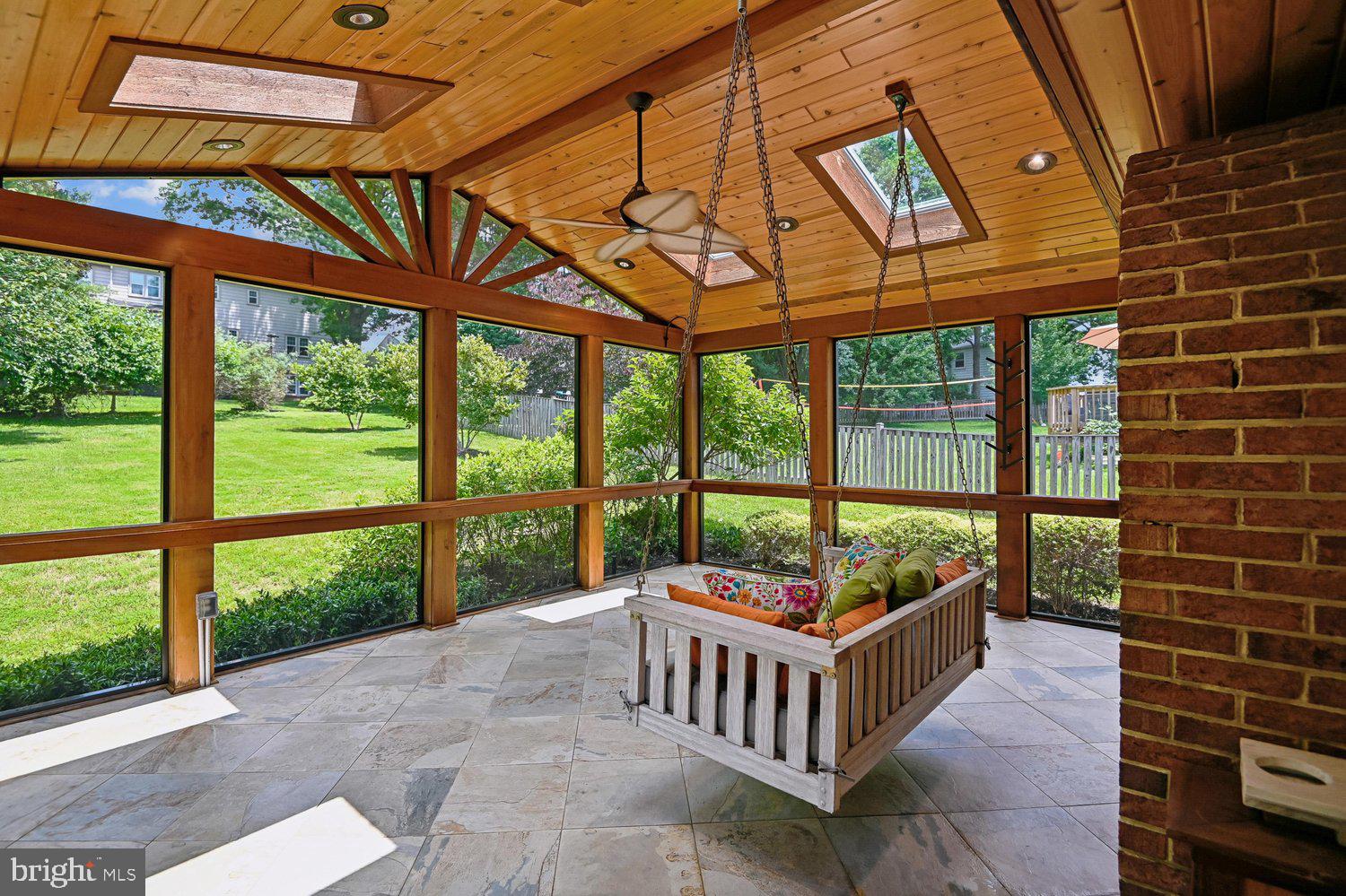 FAIRLAND ACRES - Residential