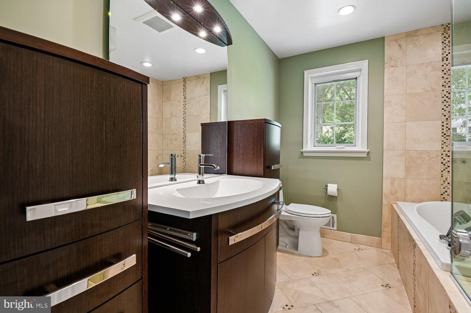 FAIRLAND ACRES - Residential