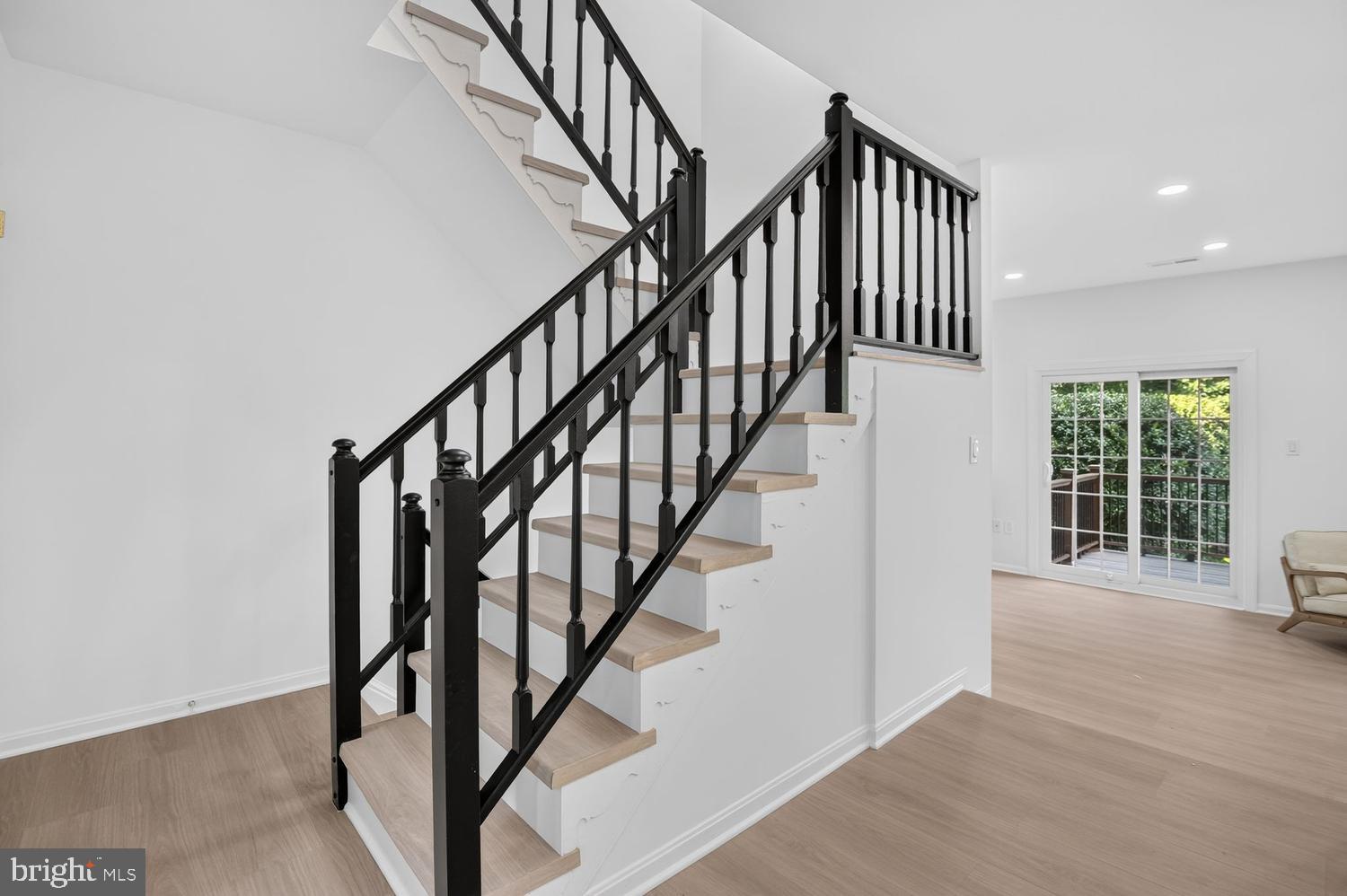 INVERNESS KNOLLS - Residential