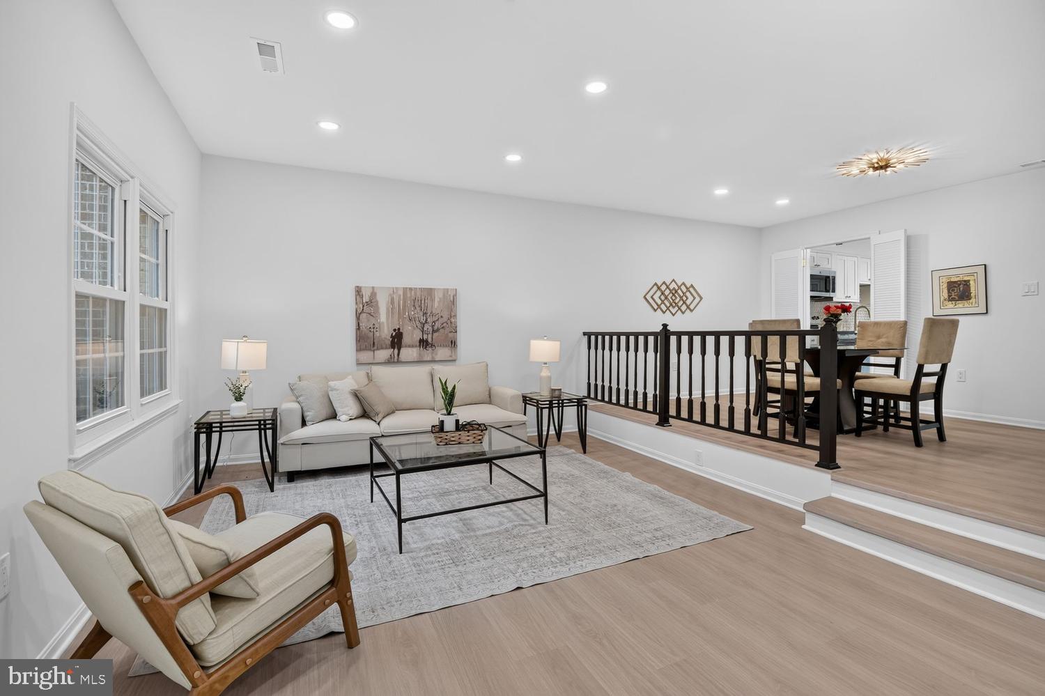 INVERNESS KNOLLS - Residential