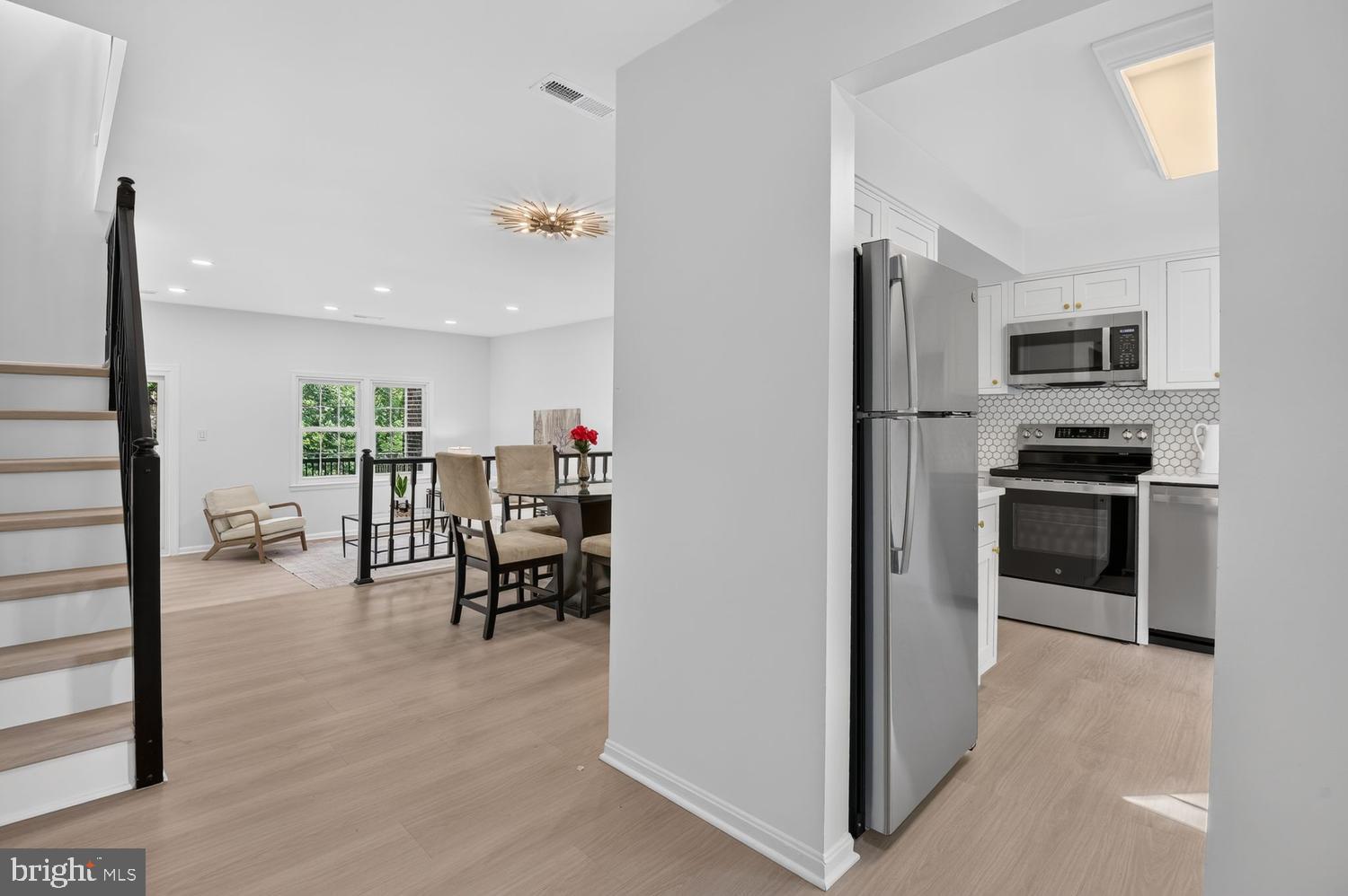 INVERNESS KNOLLS - Residential