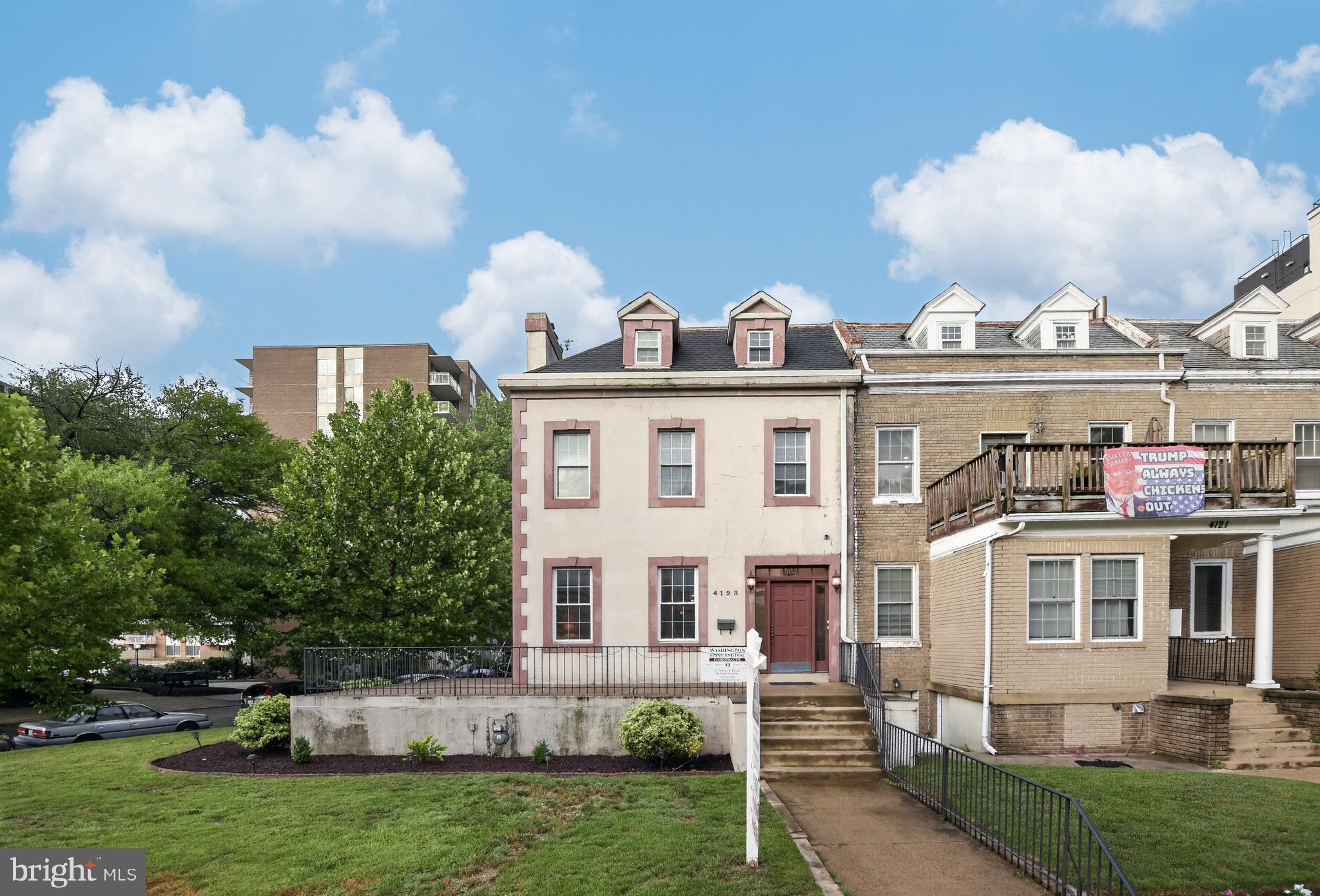 VAN NESS - Residential