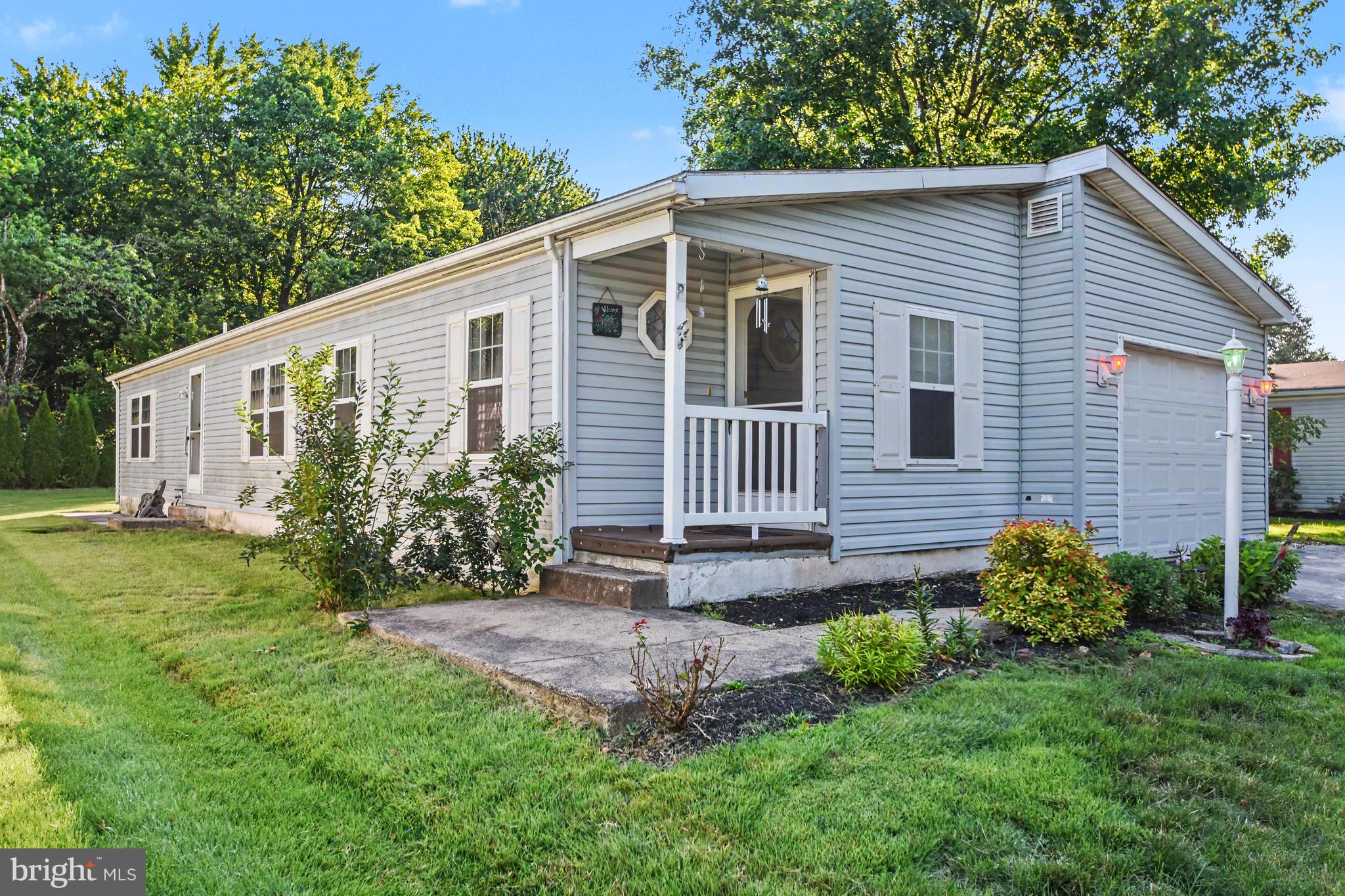 QUIET ACRES - Residential