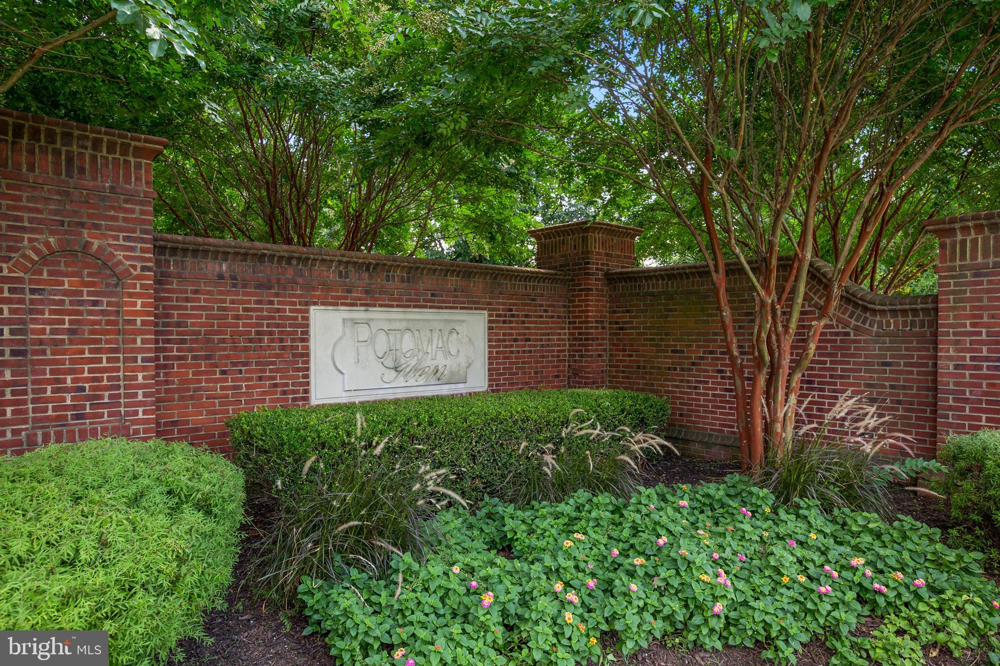 POTOMAC GLEN - Residential
