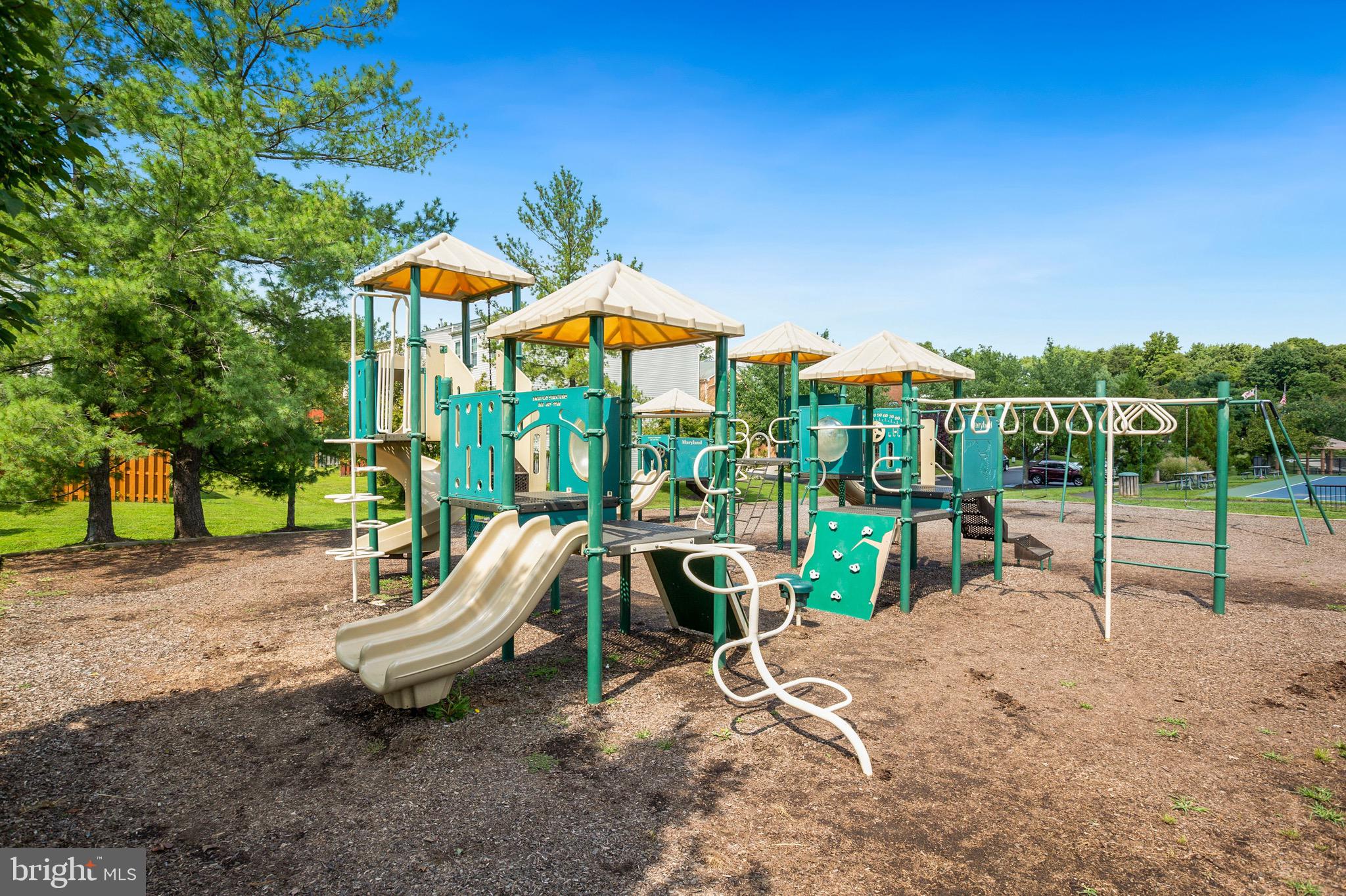 POTOMAC GLEN - Residential