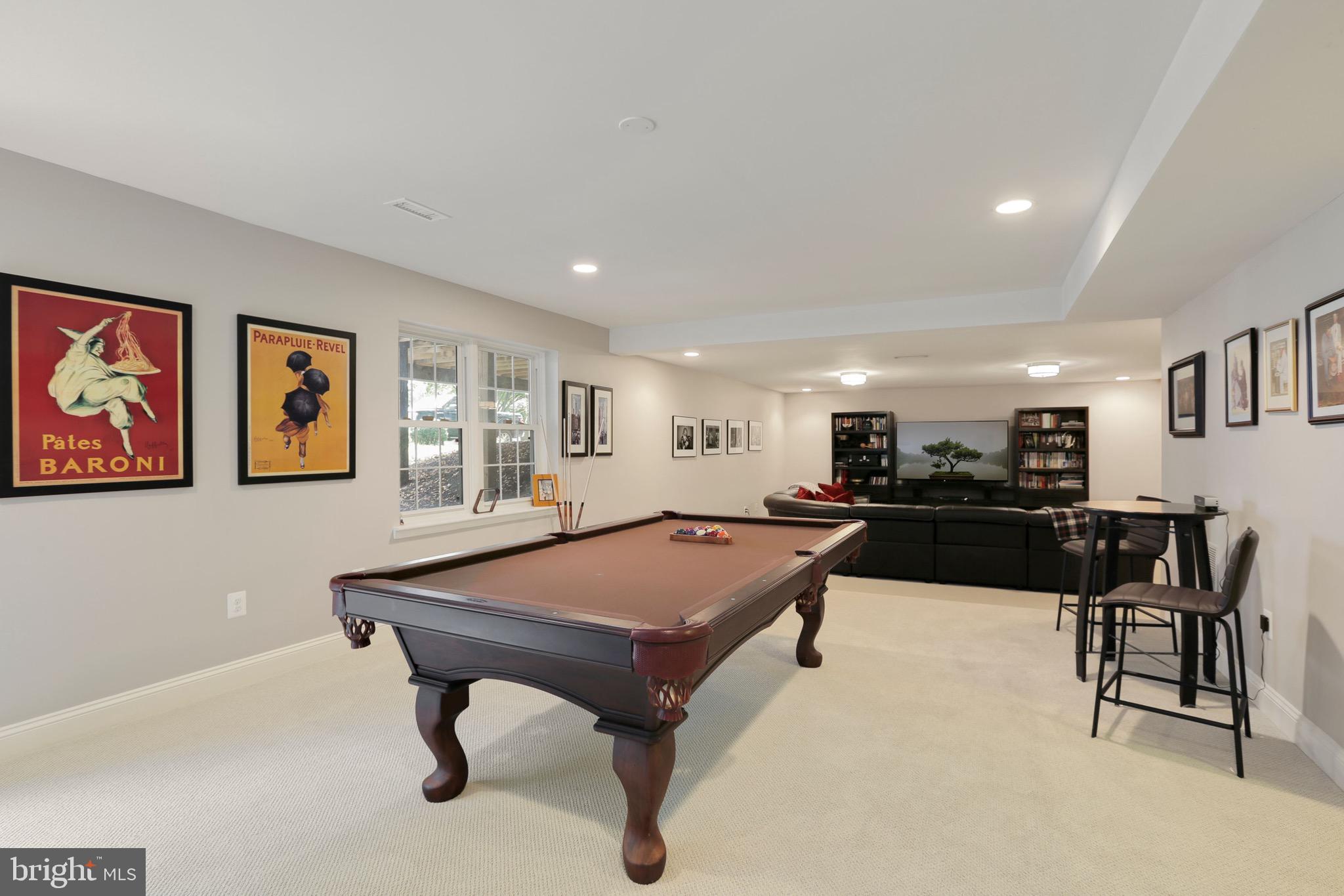 POTOMAC GLEN - Residential