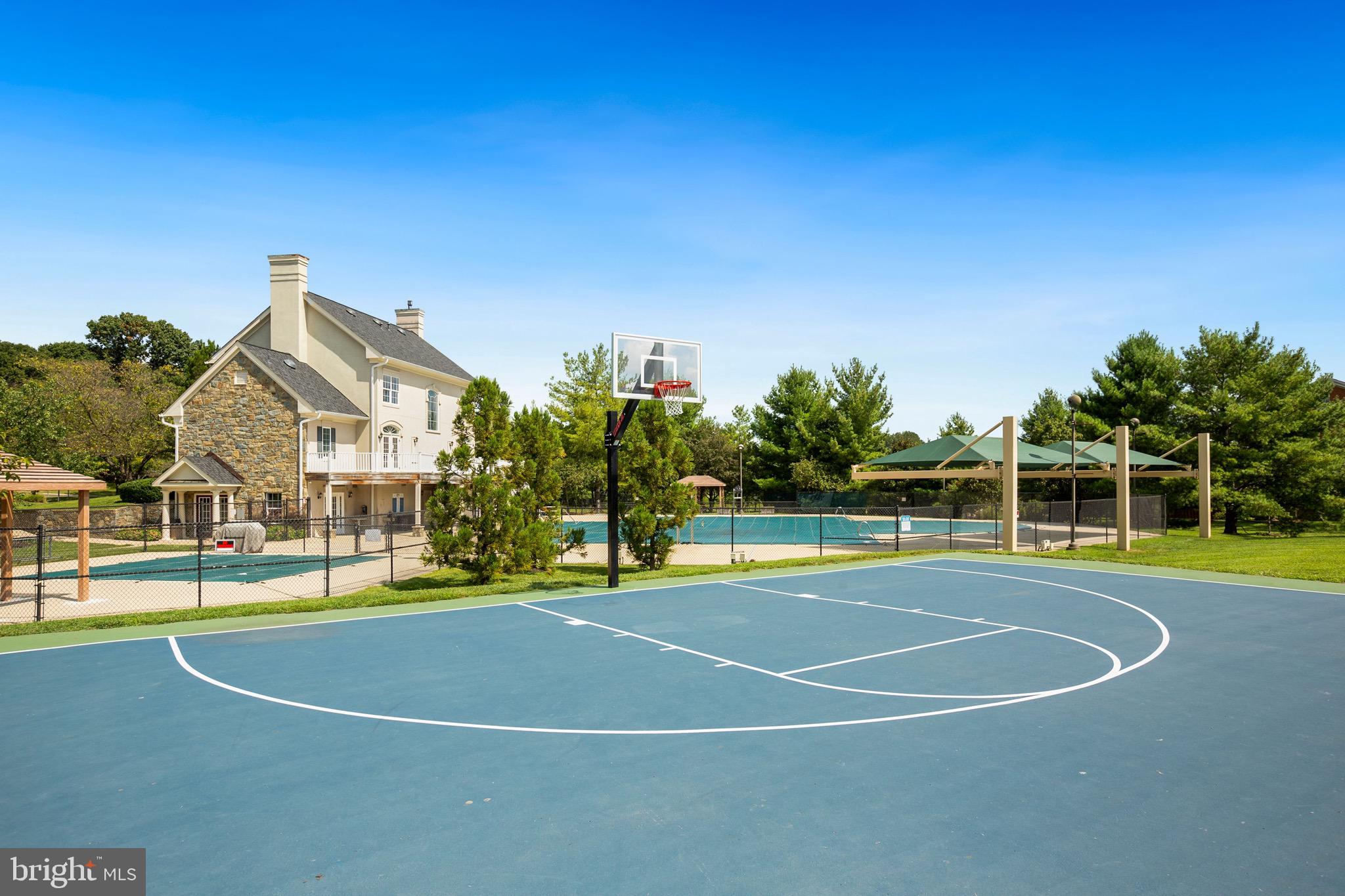 POTOMAC GLEN - Residential