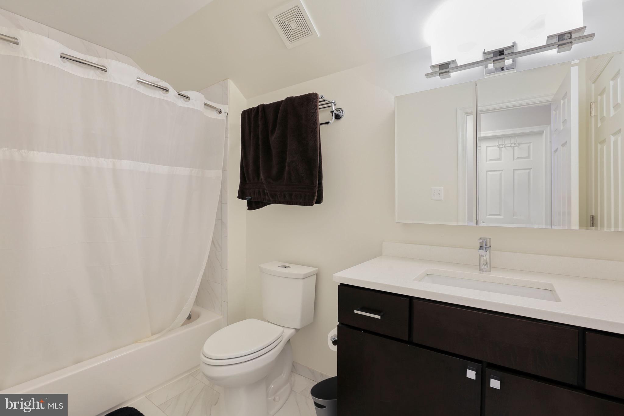 POTOMAC GLEN - Residential