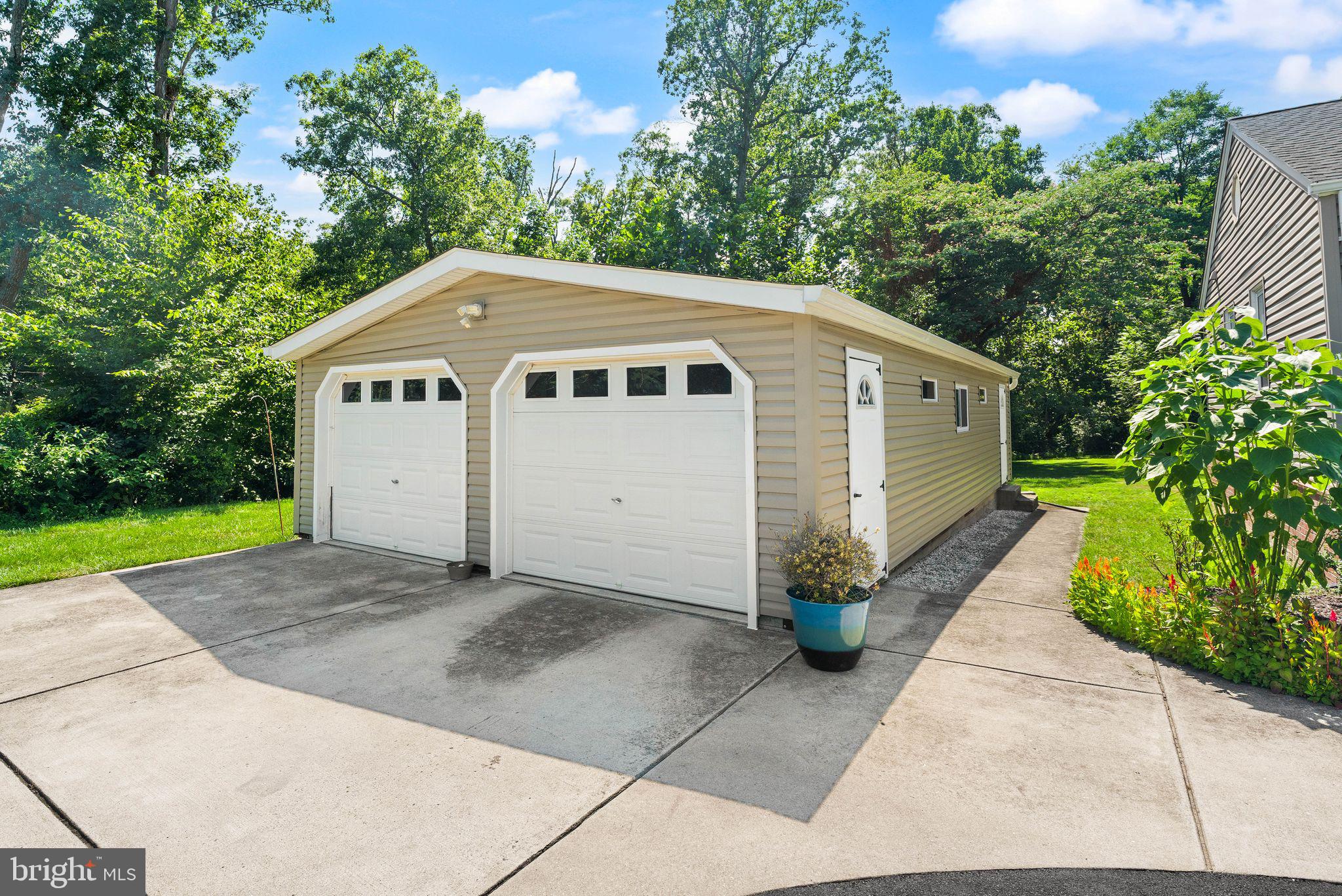 MASON NECK - Residential
