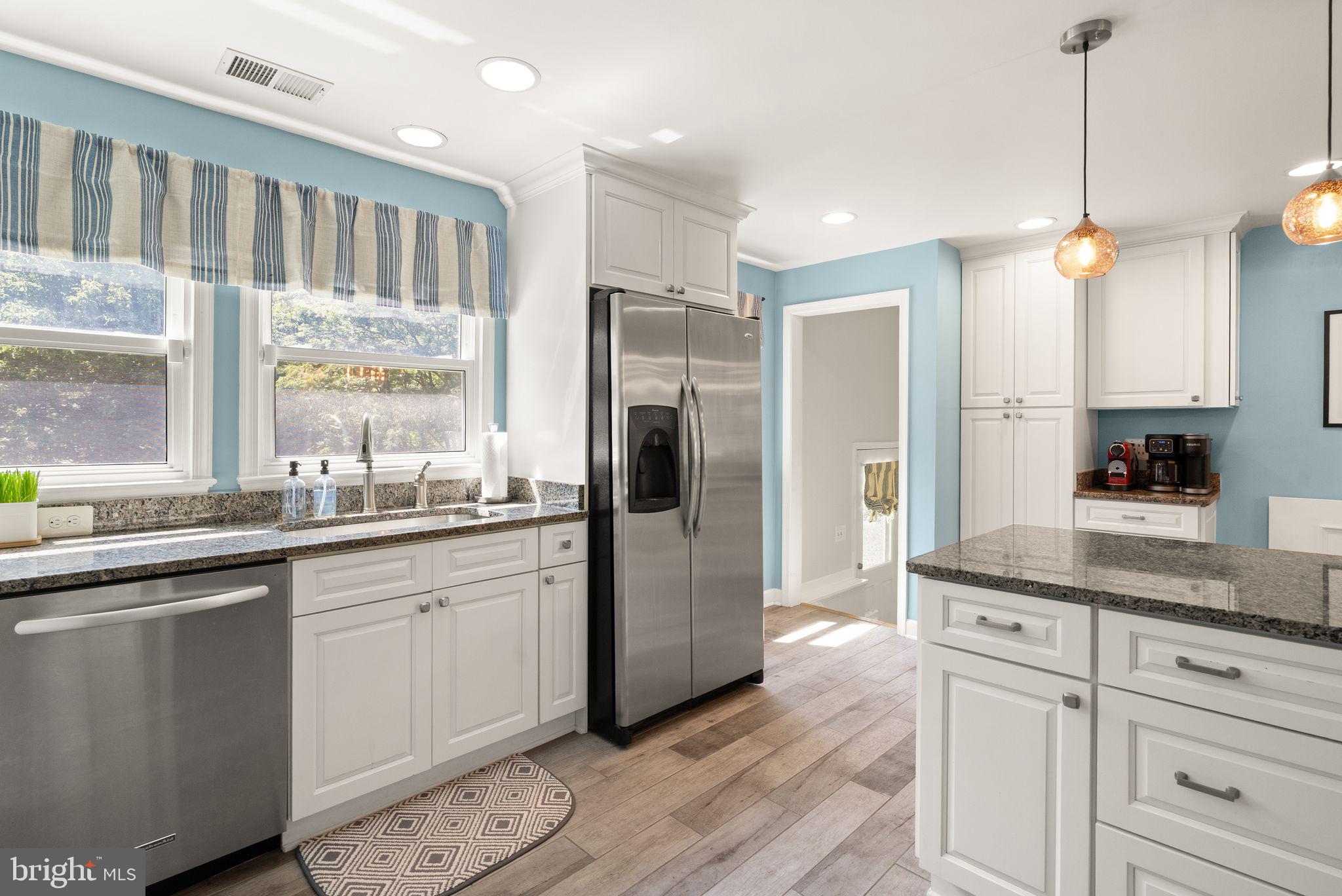 MASON NECK - Residential