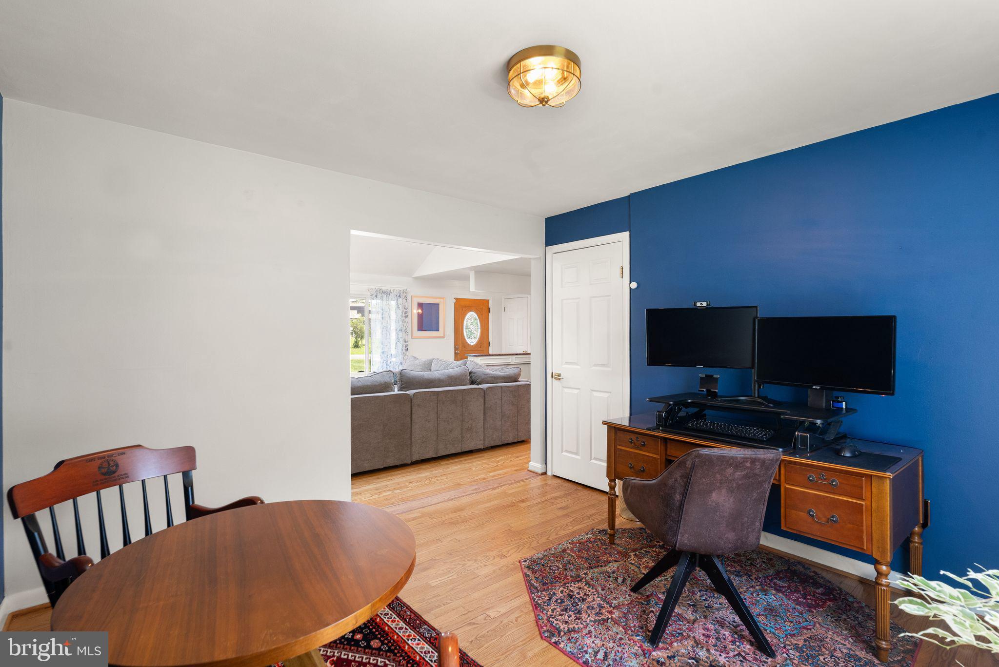 MASON NECK - Residential
