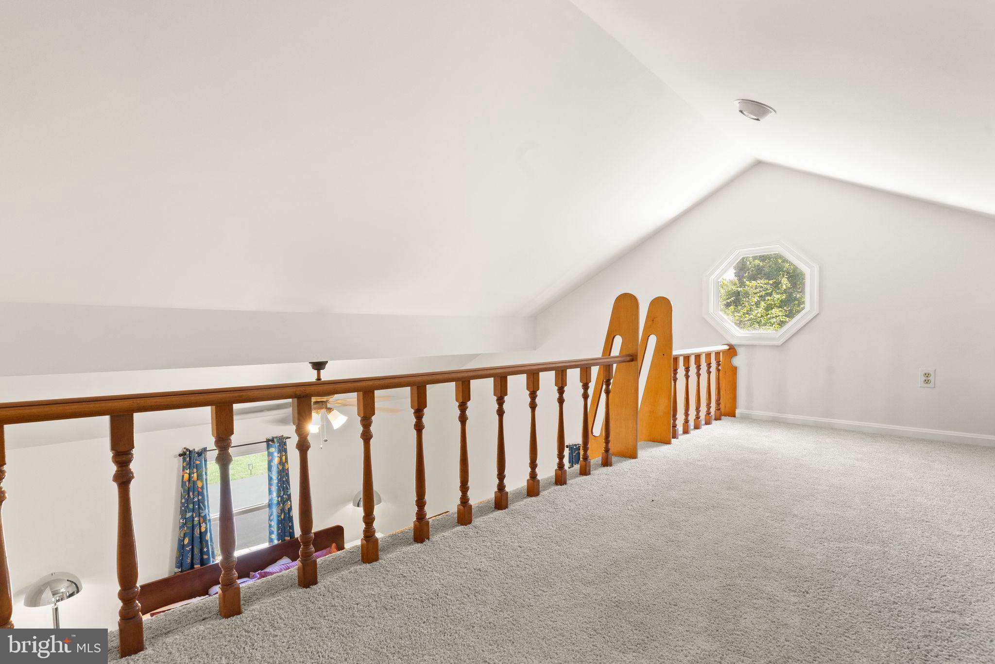 MASON NECK - Residential
