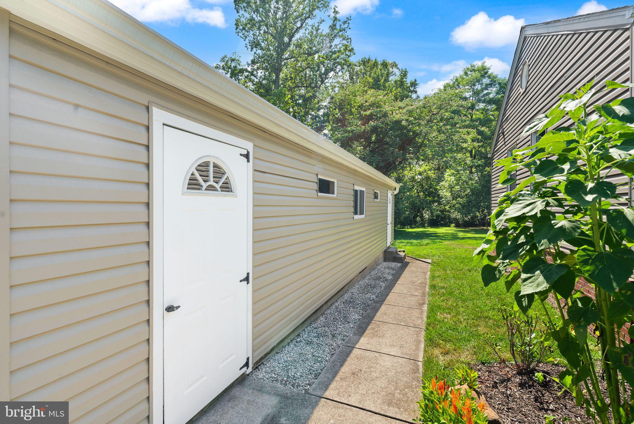 MASON NECK - Residential
