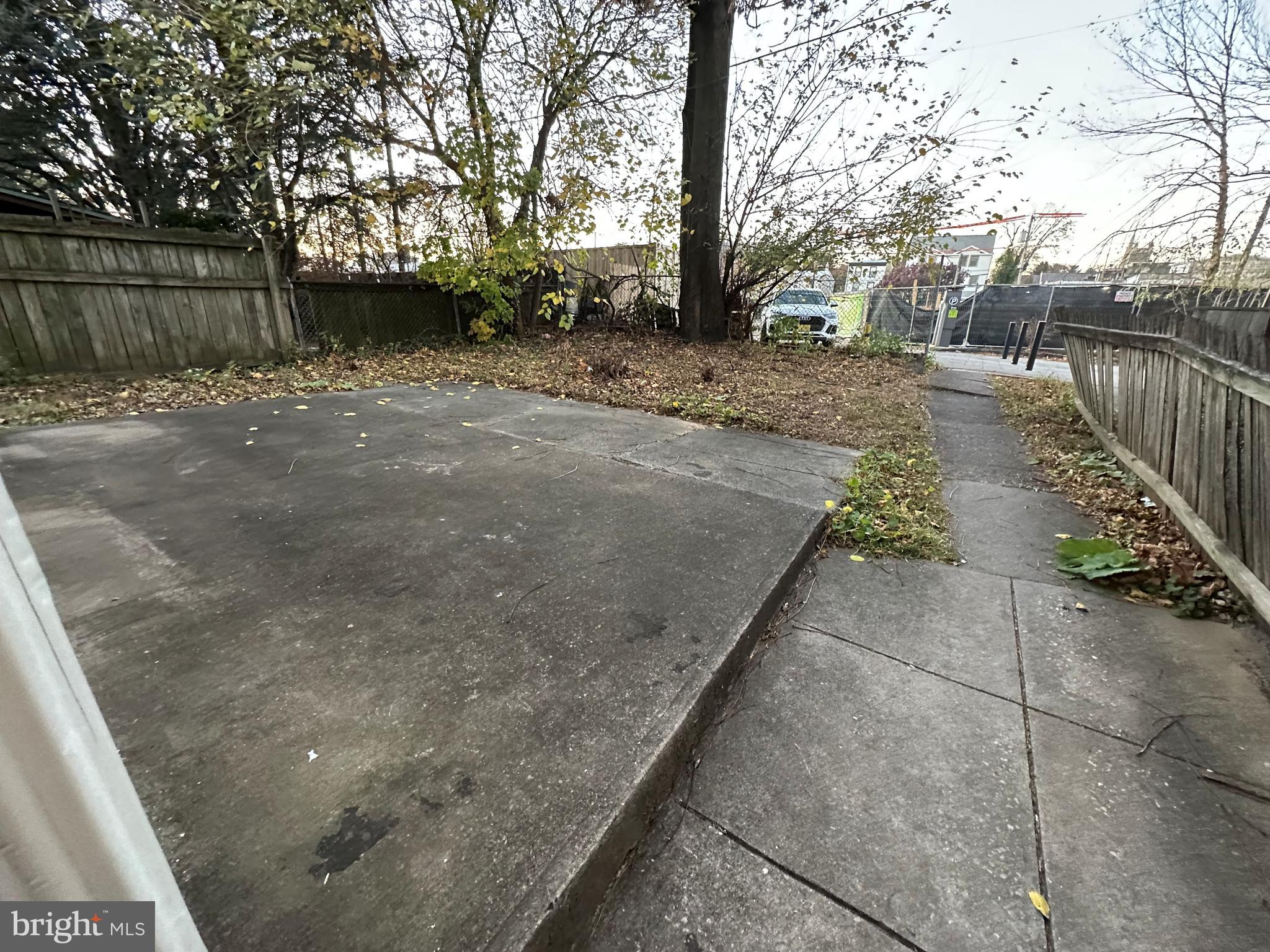 ROXBOROUGH - Residential Income
