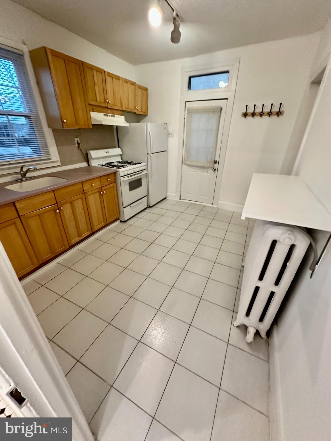 ROXBOROUGH - Residential Income