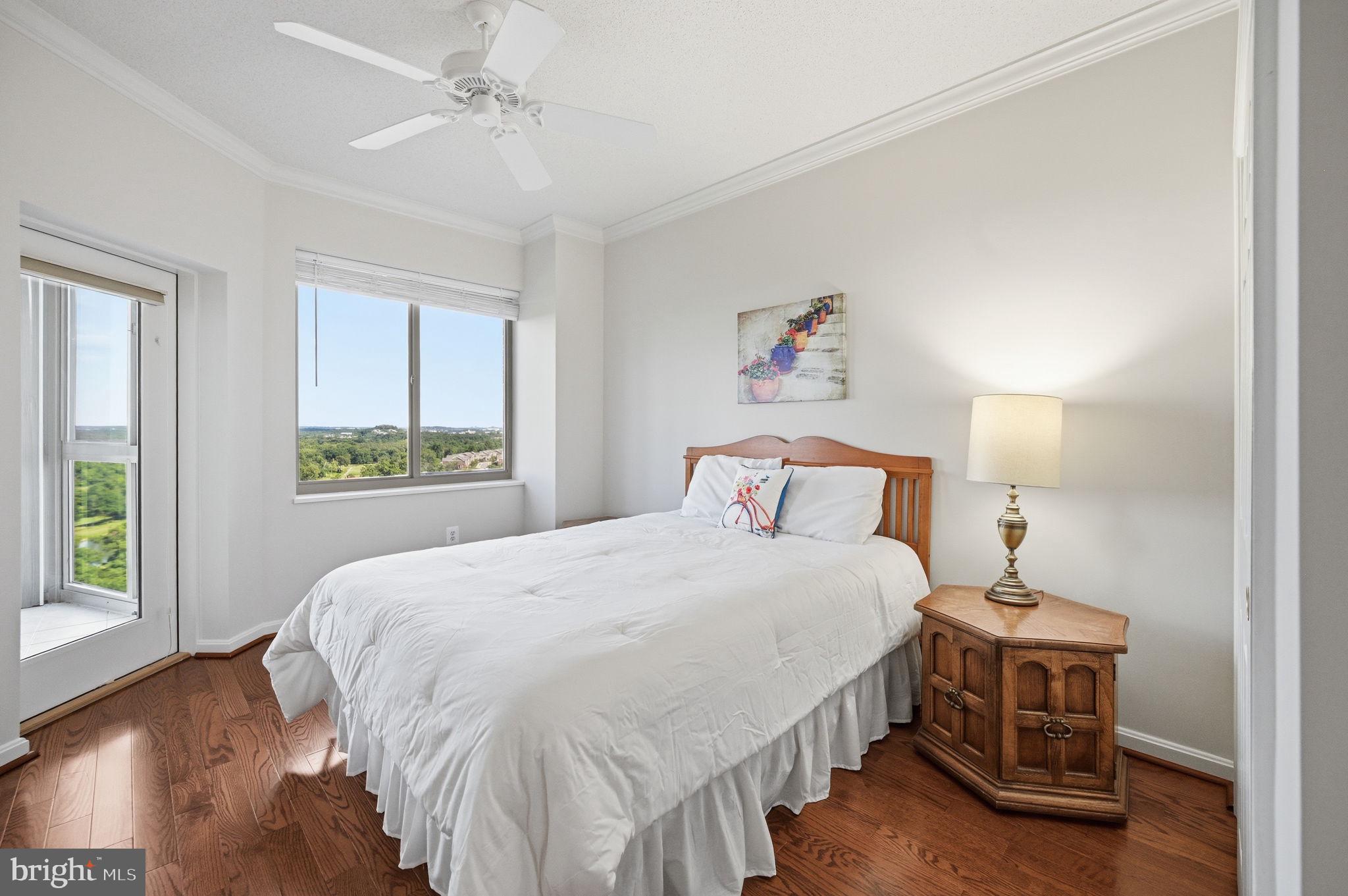 RIVERVIEW AT LANSDOWNE WOODS - Residential