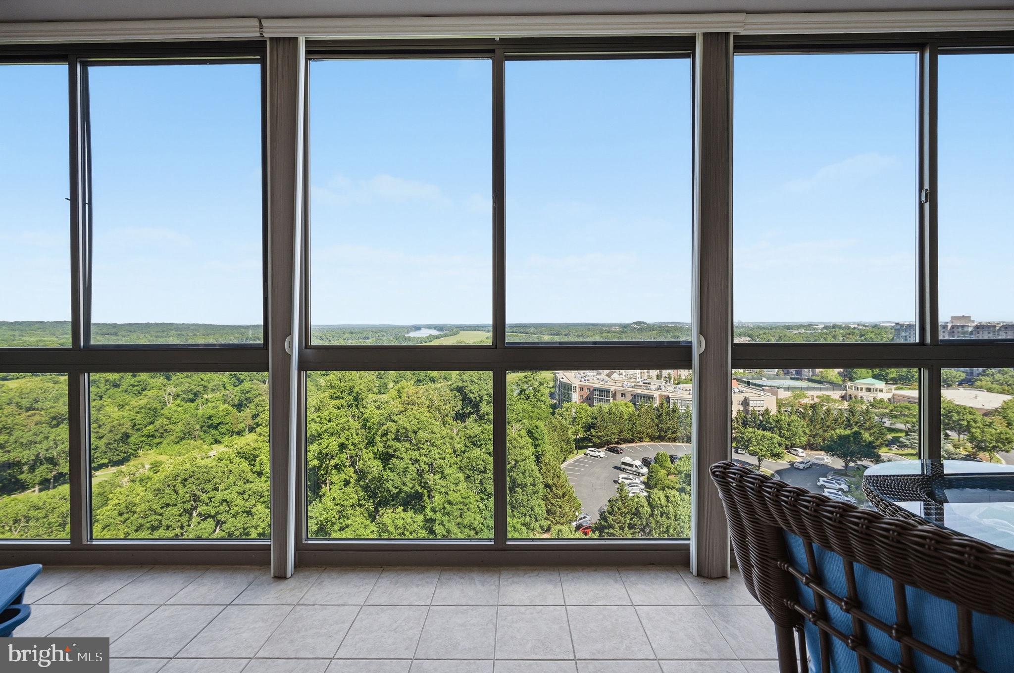 RIVERVIEW AT LANSDOWNE WOODS - Residential