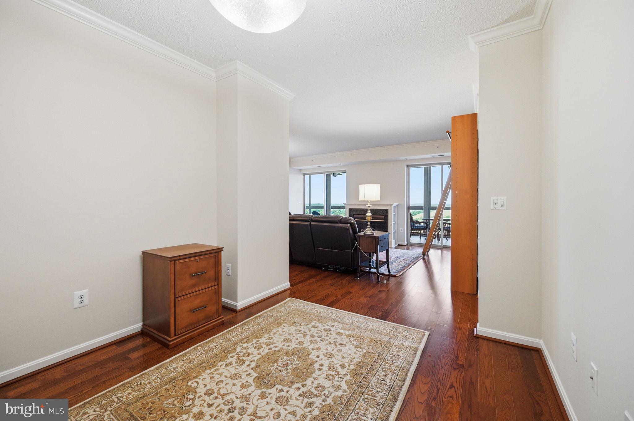 RIVERVIEW AT LANSDOWNE WOODS - Residential