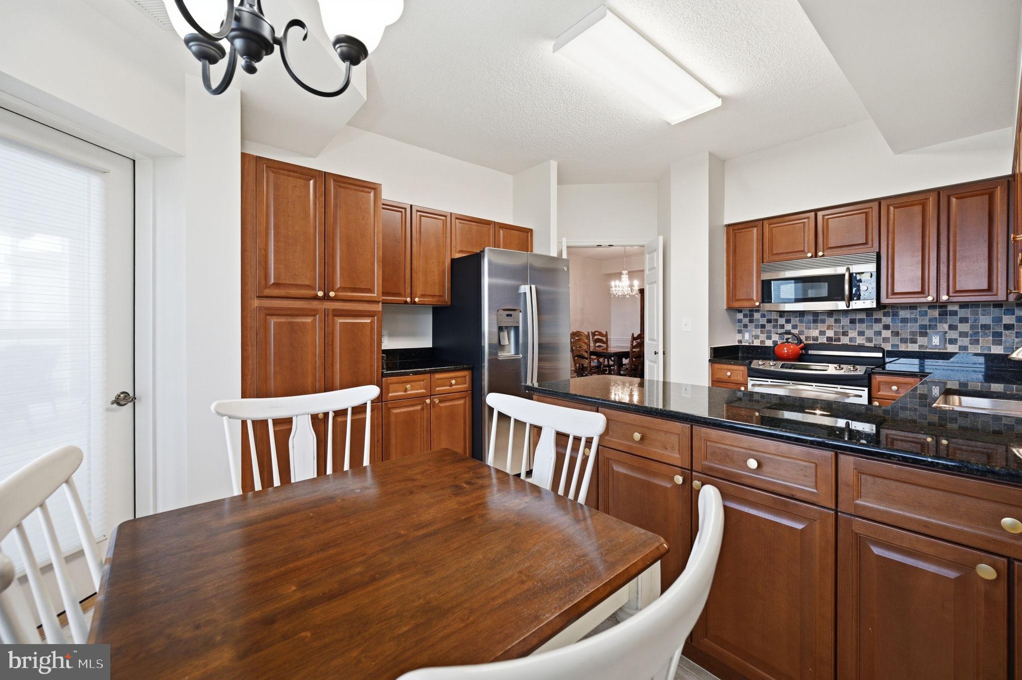 RIVERVIEW AT LANSDOWNE WOODS - Residential
