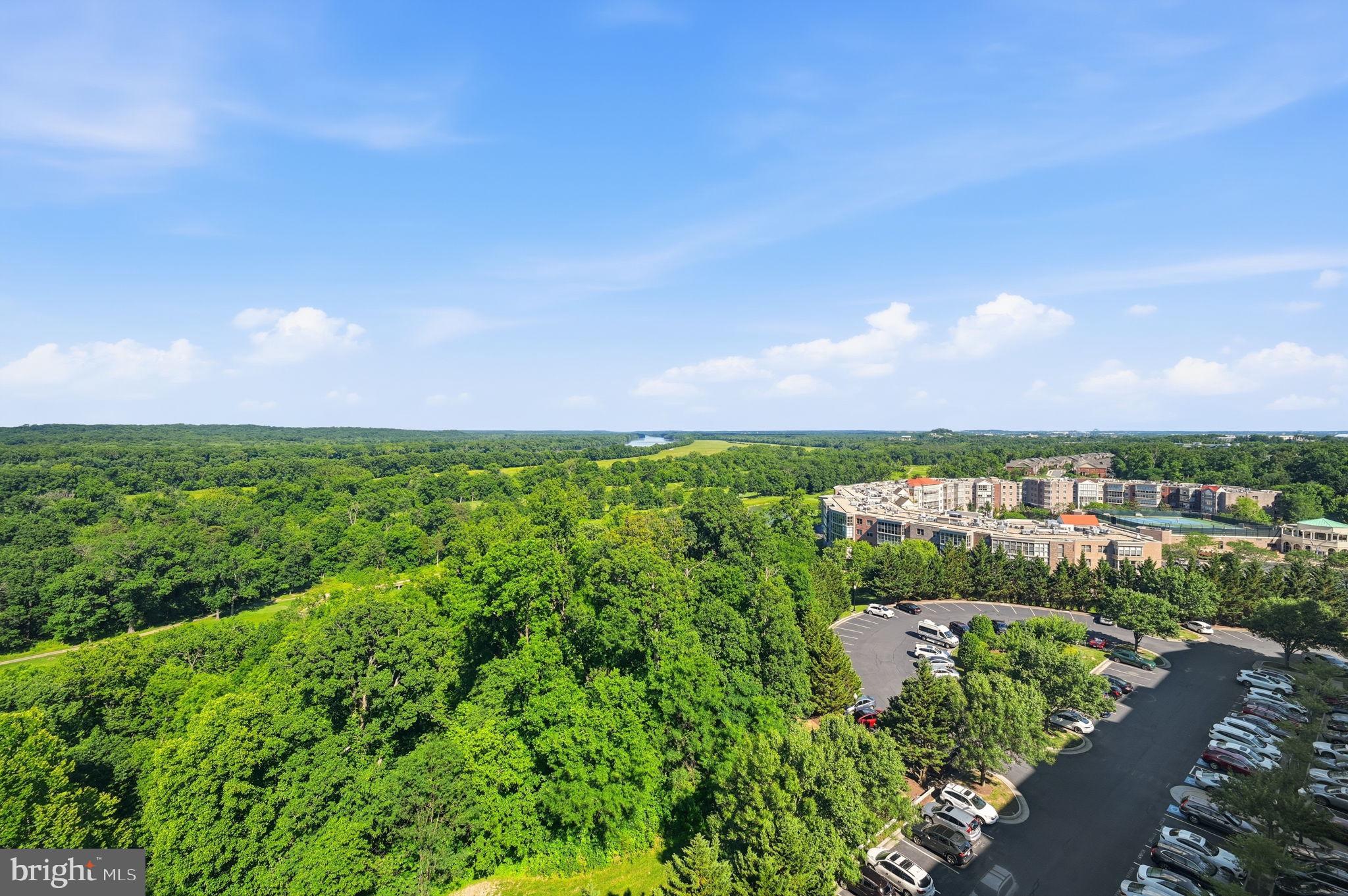 RIVERVIEW AT LANSDOWNE WOODS - Residential