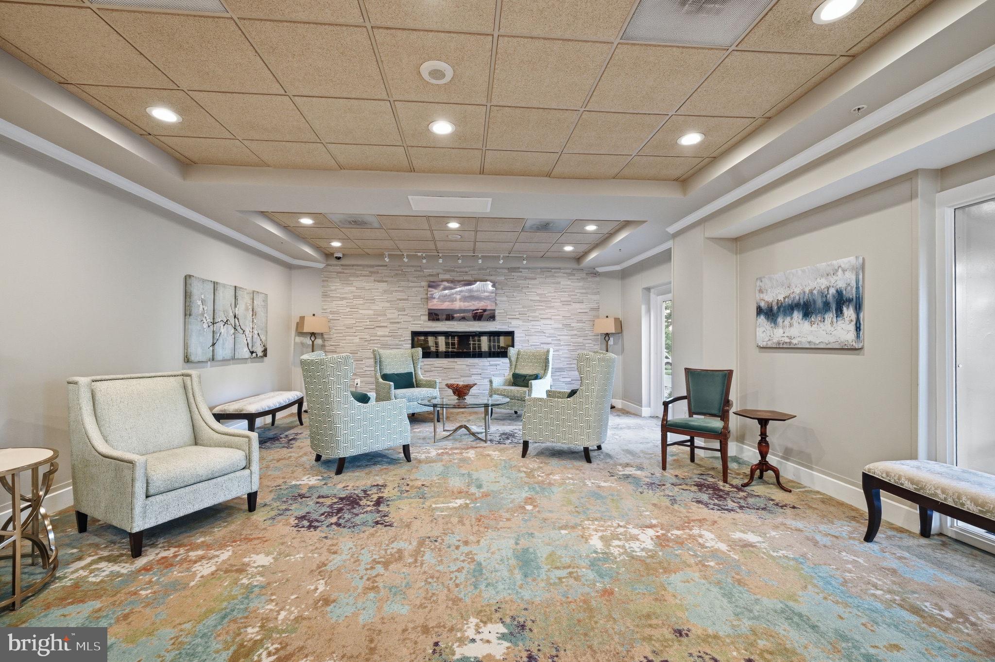 RIVERVIEW AT LANSDOWNE WOODS - Residential