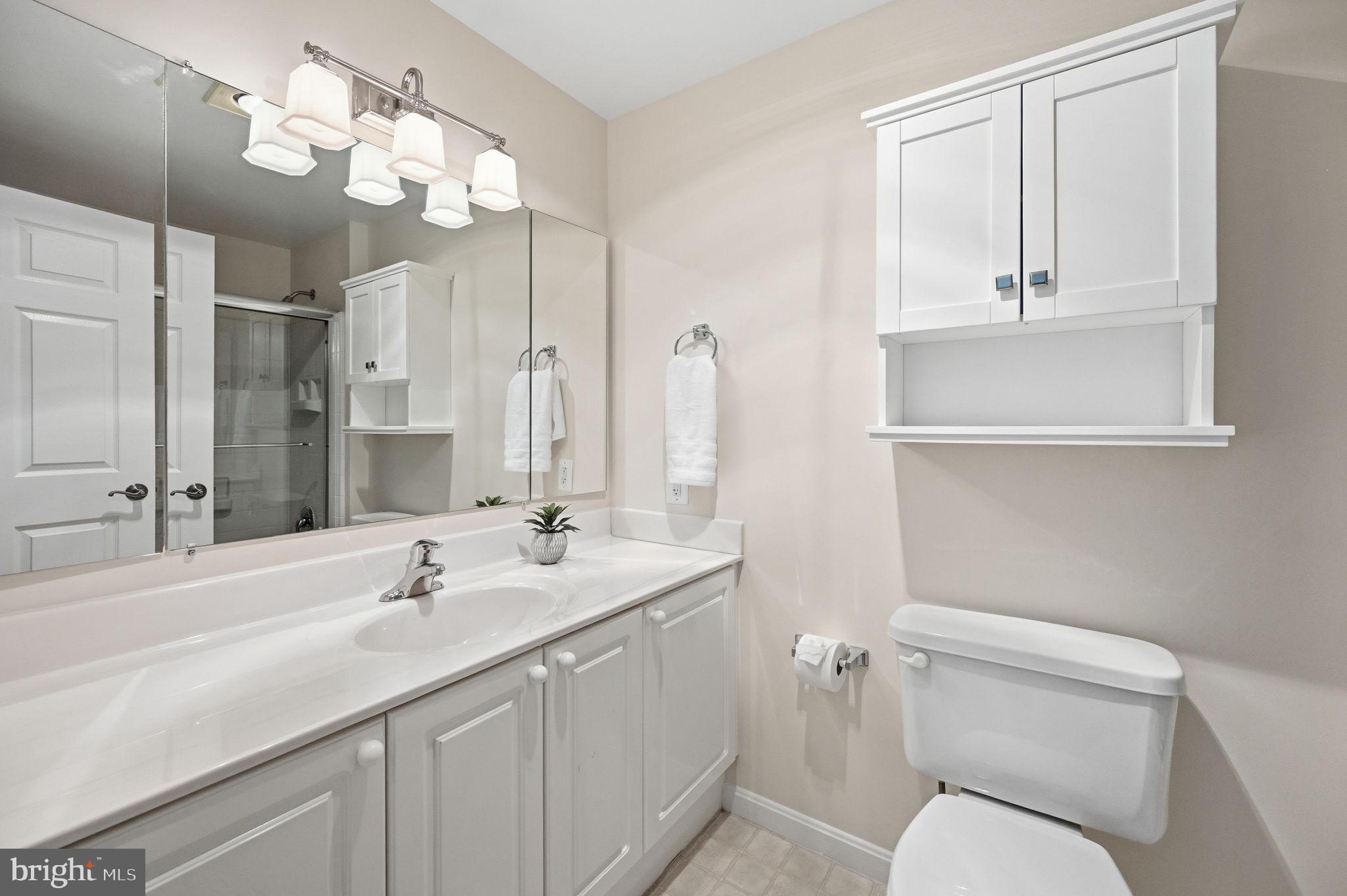 RIVERVIEW AT LANSDOWNE WOODS - Residential