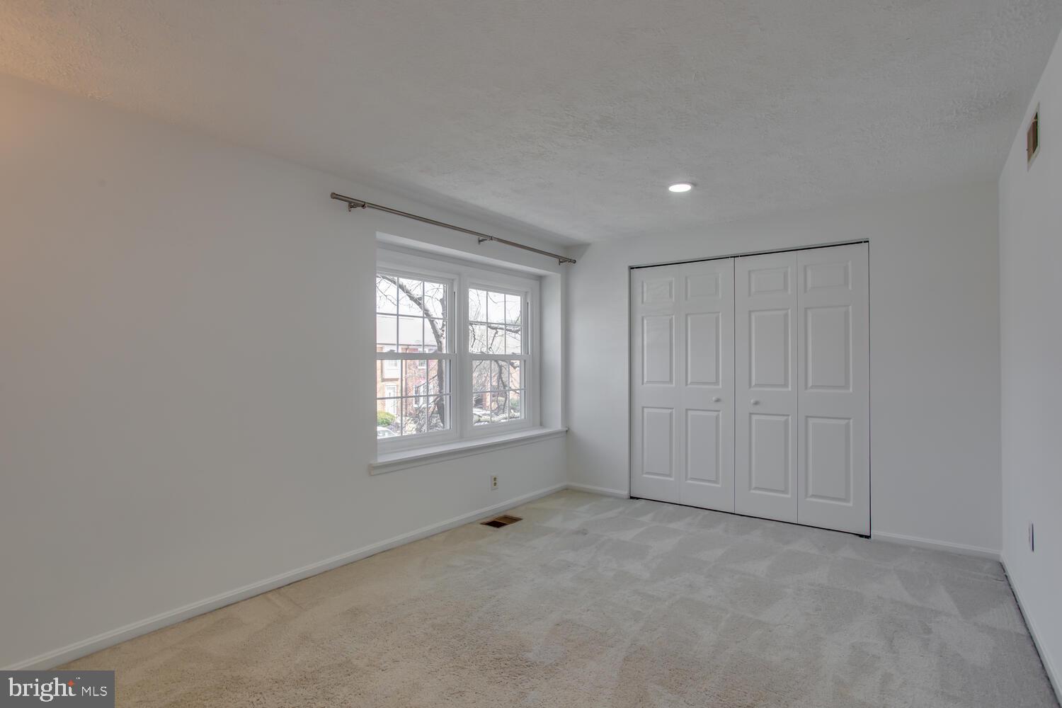 JEFFERSON GREEN - Residential Lease