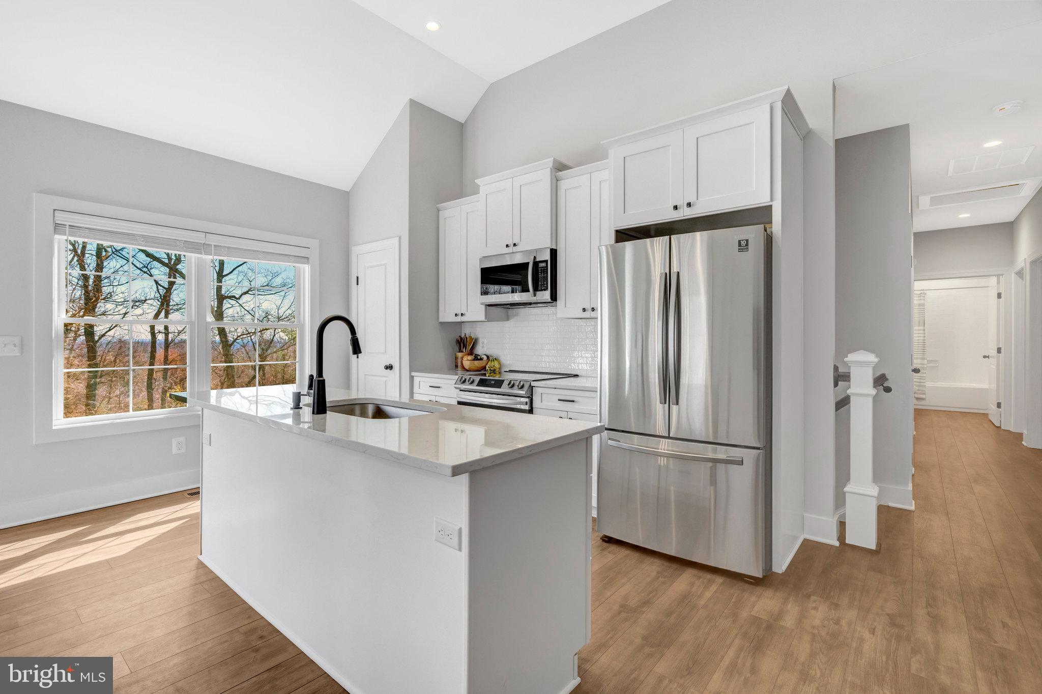 BULL RUN MOUNTAIN - Residential