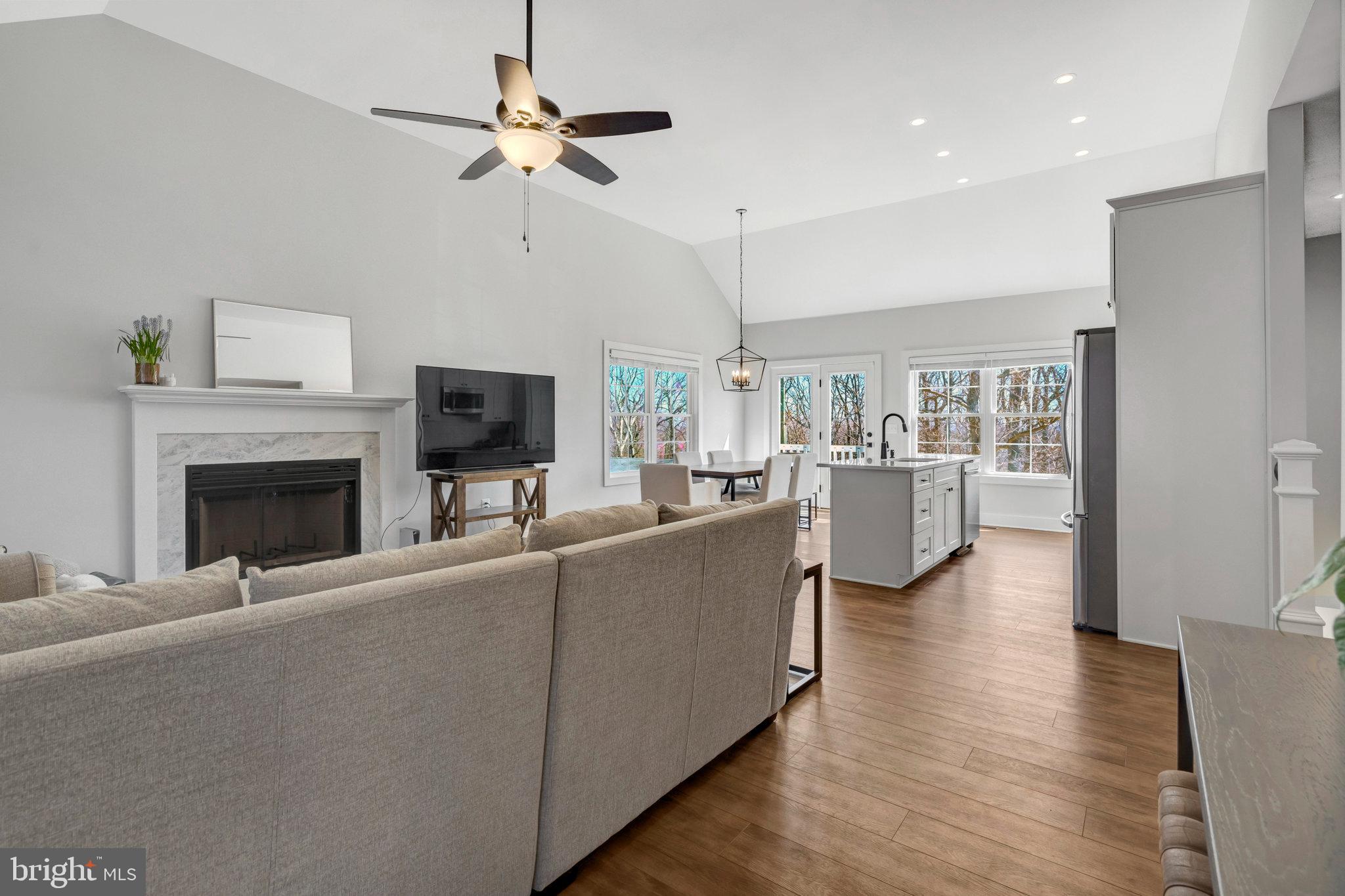 BULL RUN MOUNTAIN - Residential