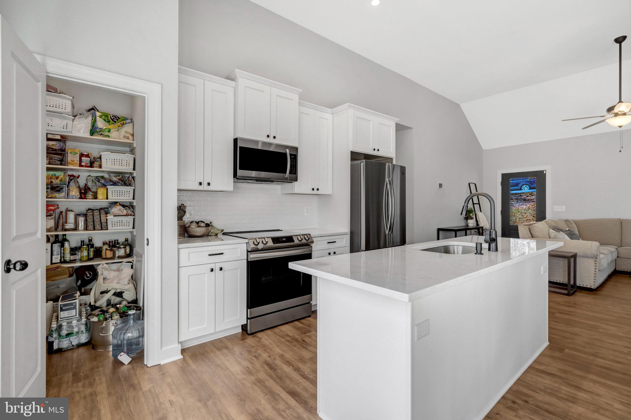 BULL RUN MOUNTAIN - Residential