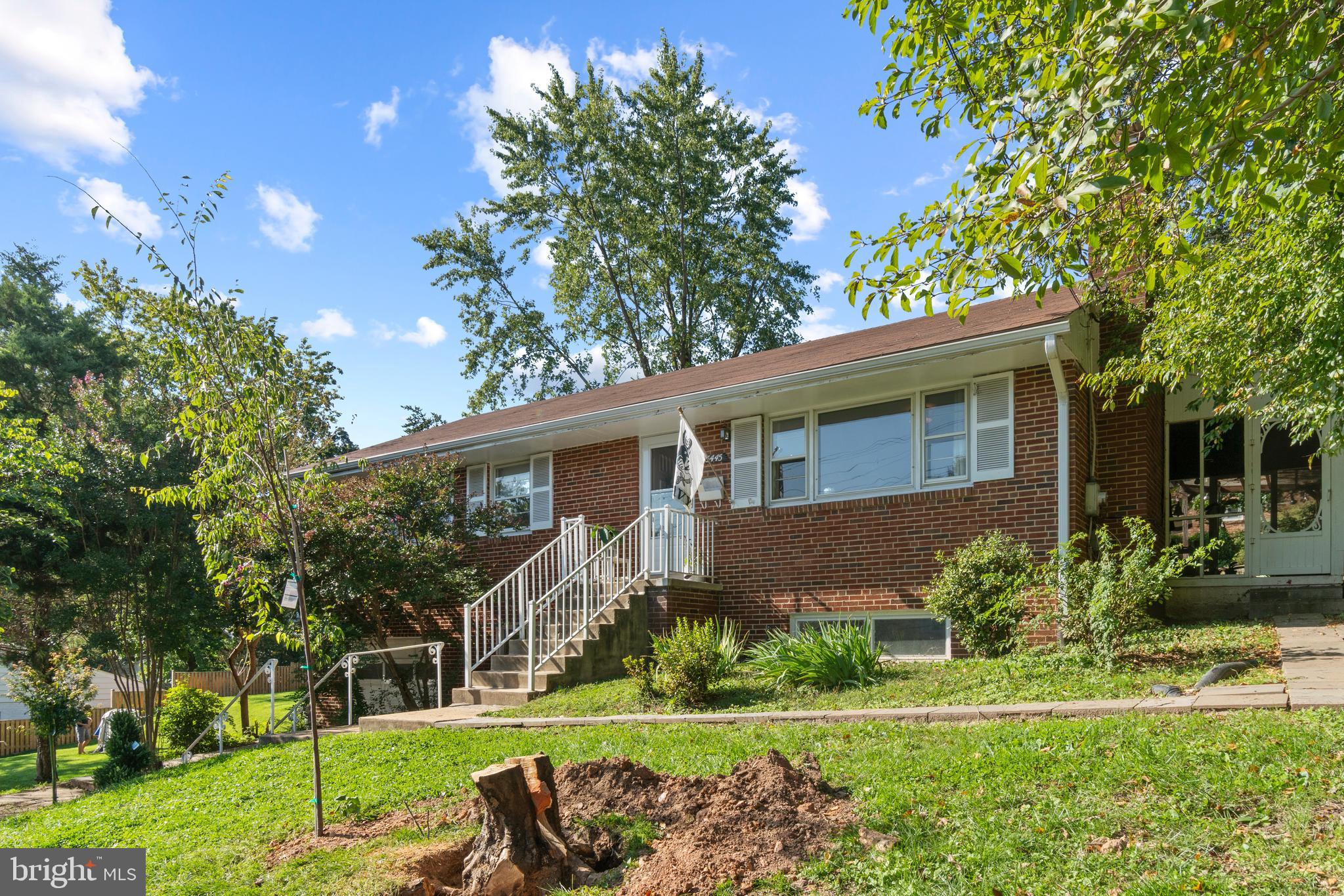 LEEWAY - Residential Lease