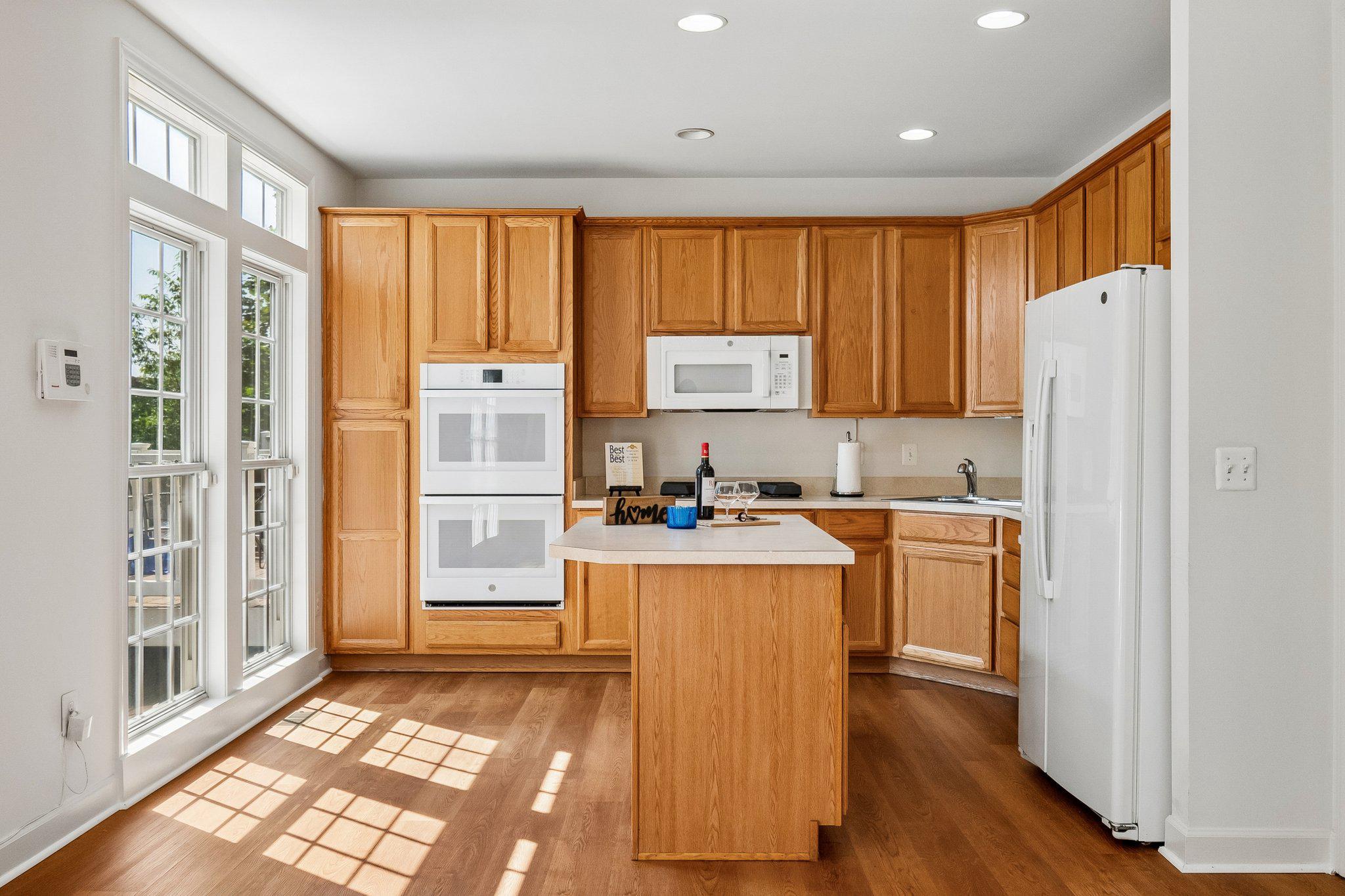 LORTON STATION SOUTH - Residential