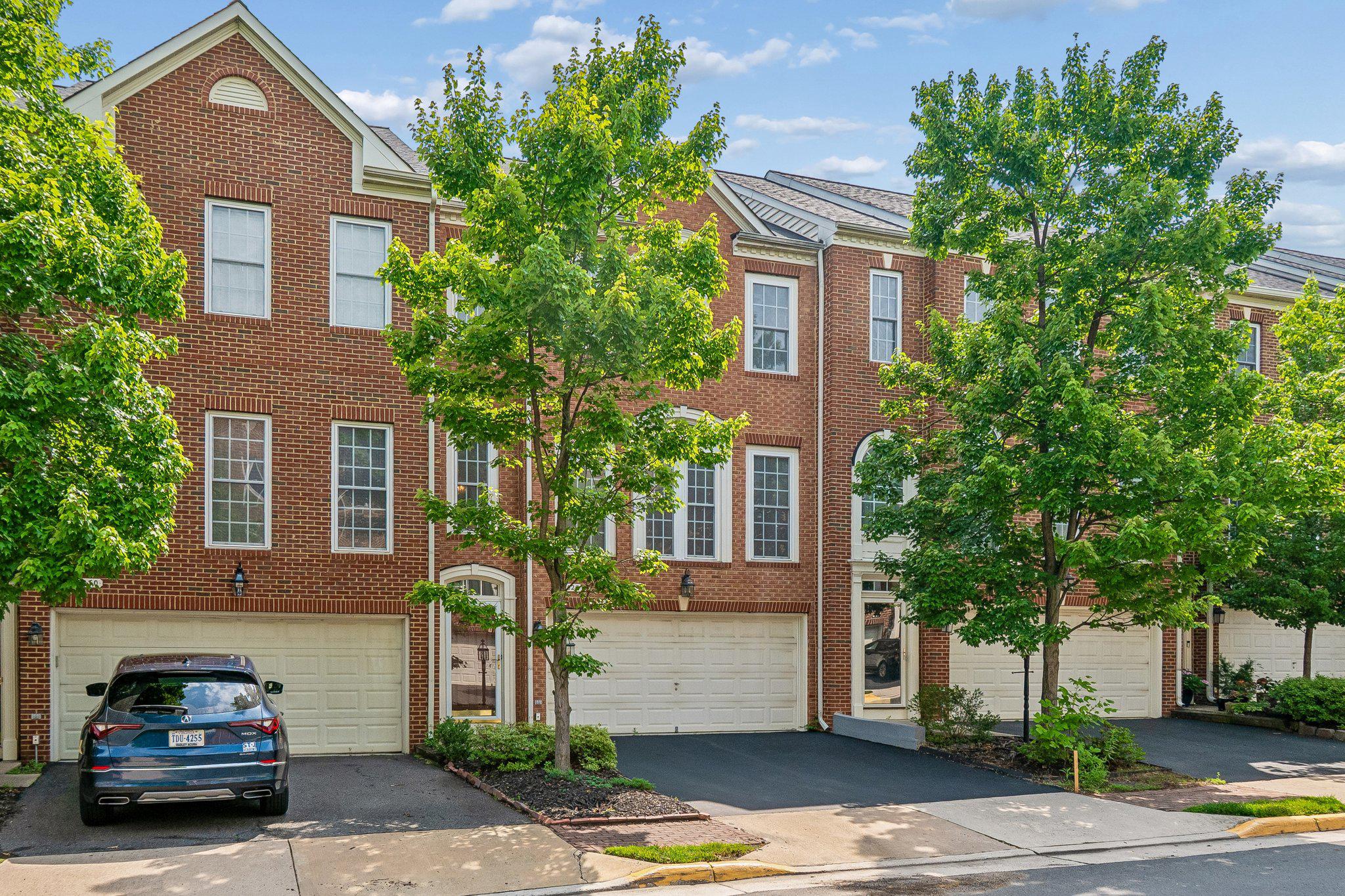 LORTON STATION SOUTH - Residential