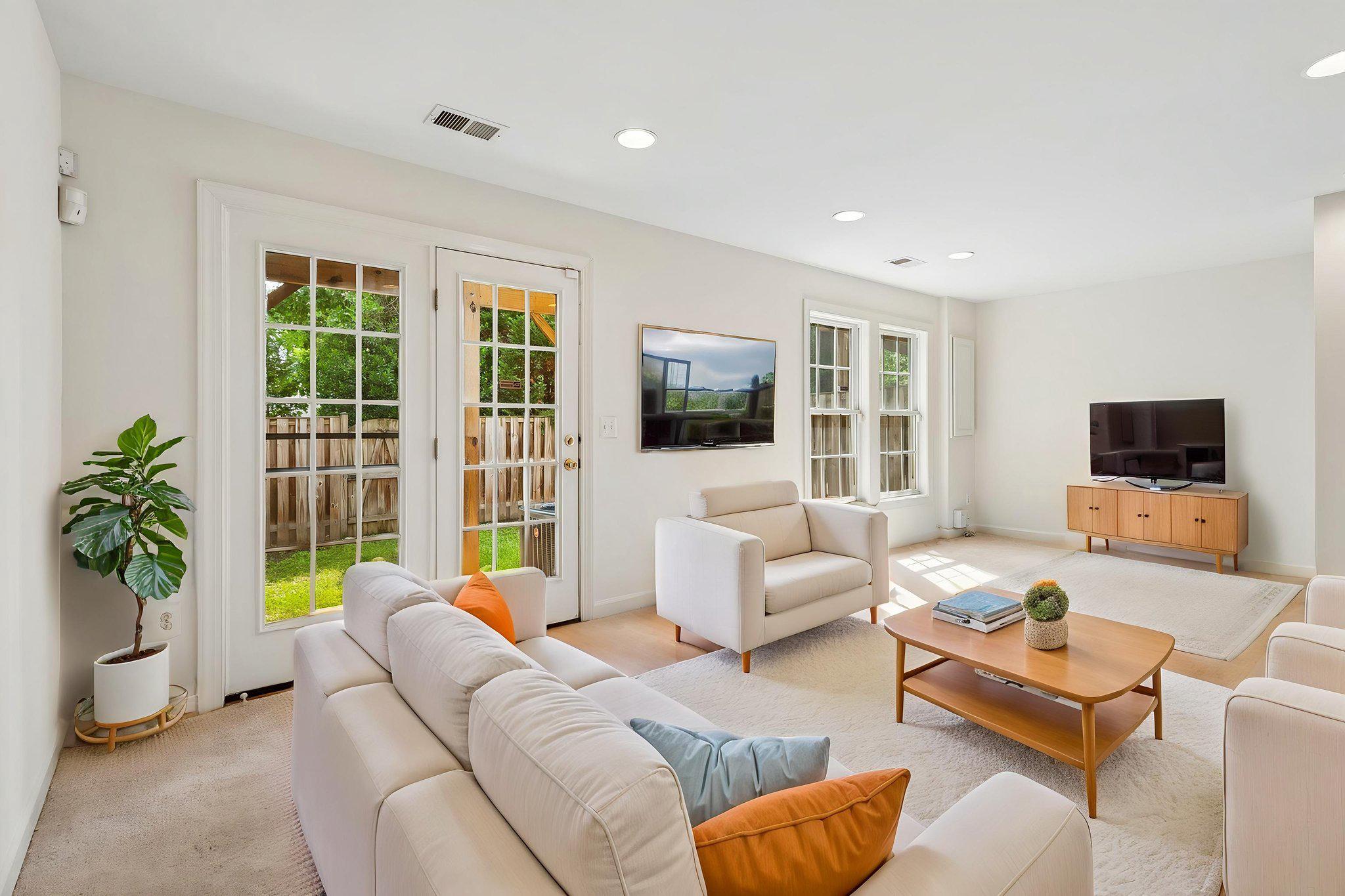 LORTON STATION SOUTH - Residential